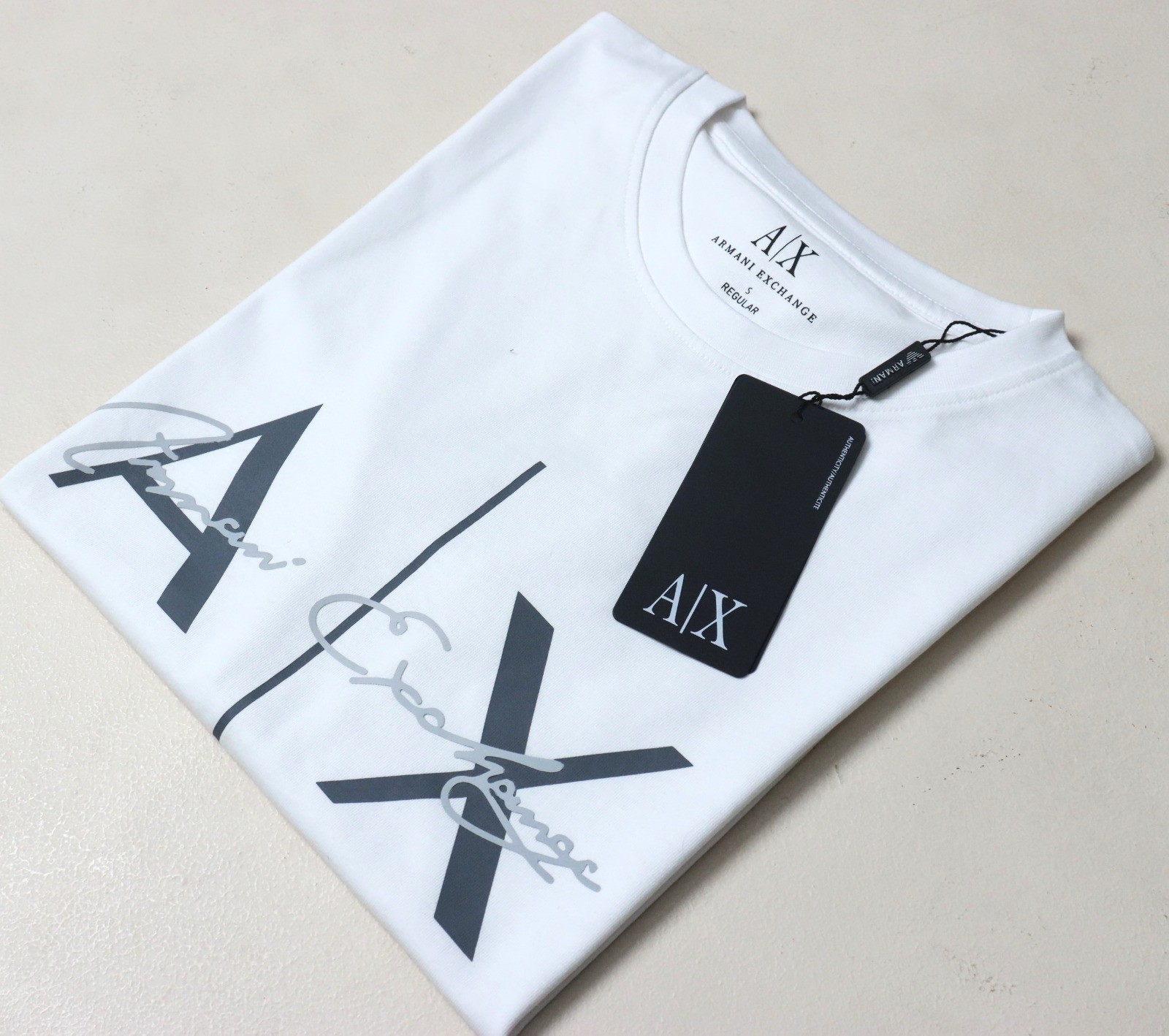 Armani Exchange T-shirt Color White (NEW WITH ORIGINAL TAGS) Size S/M/L/XL