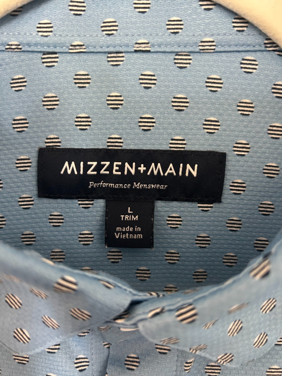 Mizzen+Main Men’s Large Trim Leeward Performance Button Front Shirt Blue Print