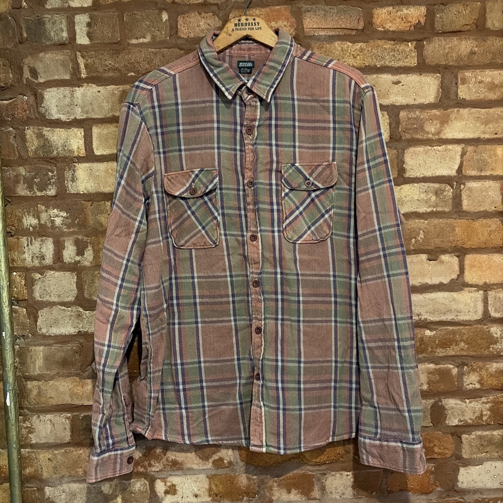 Rogues Gallery Button-Down Flannel Shirt Size Medium plaid RRL style