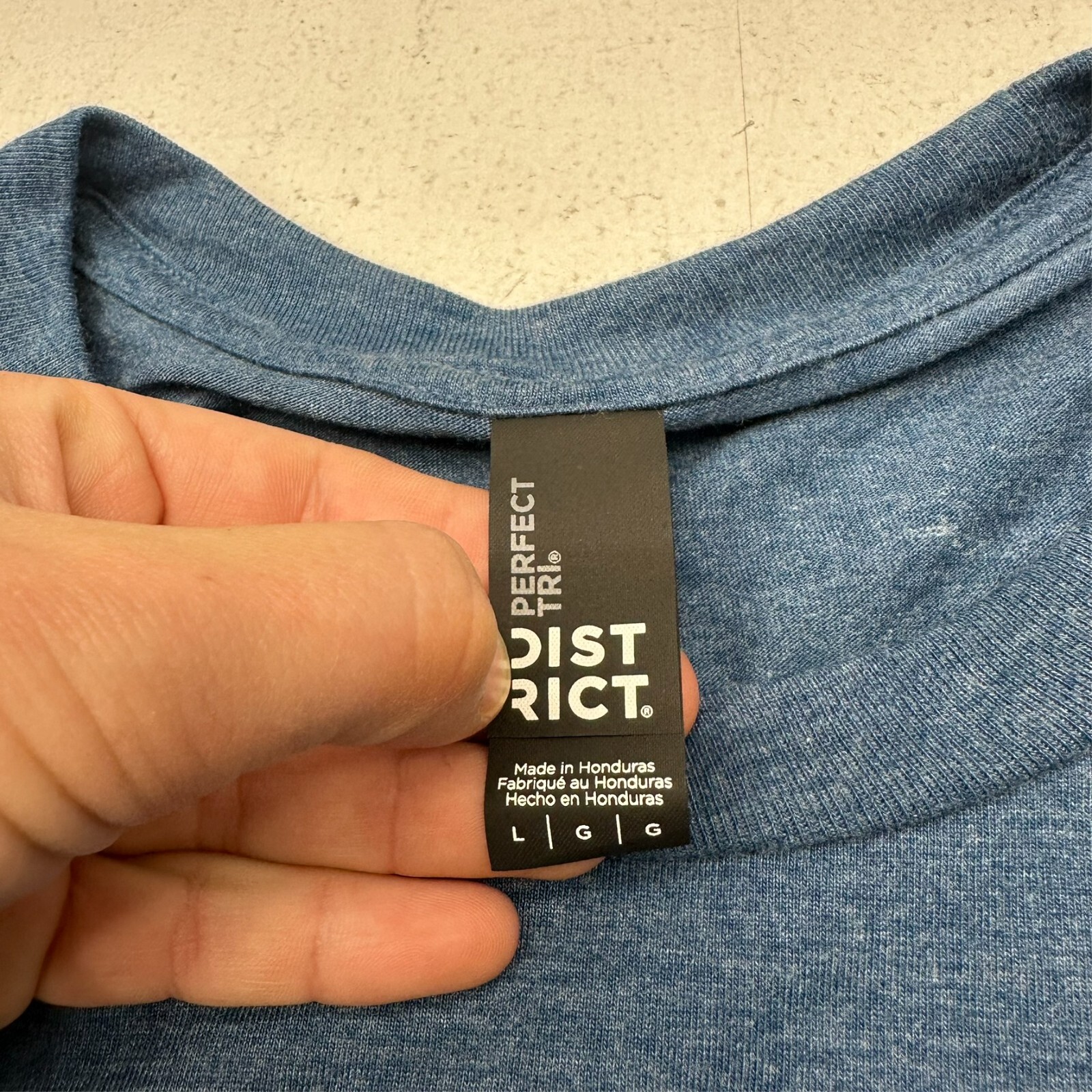 Perfect Tri District Blue Linq Graphic Short Sleeve Crew T-Shirt Mens Size Large
