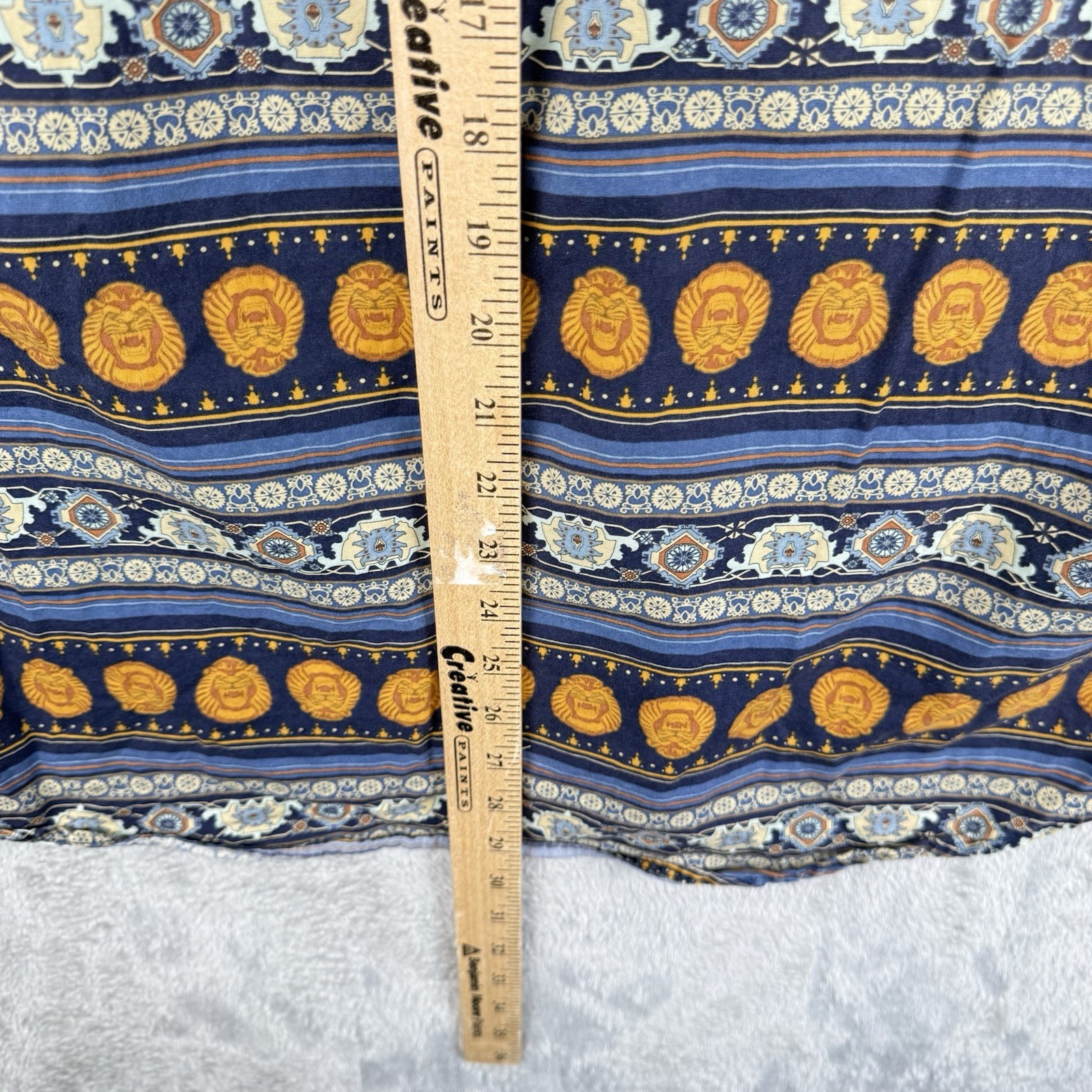 Disney Our Universe Aladdin Magic Carpet Button Up Shirt Mens XL Vacation