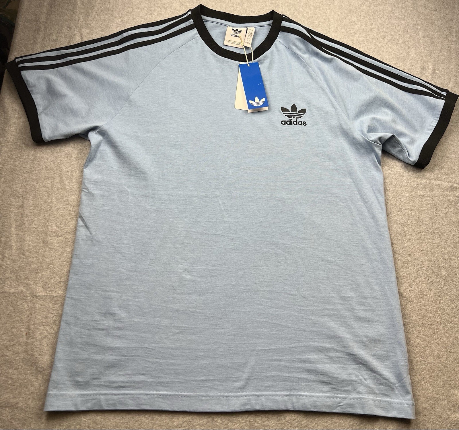 adidas Originals 3-Striped Trefoil T-Shirt Ash Blue/Black JY1371 Size Large NWT