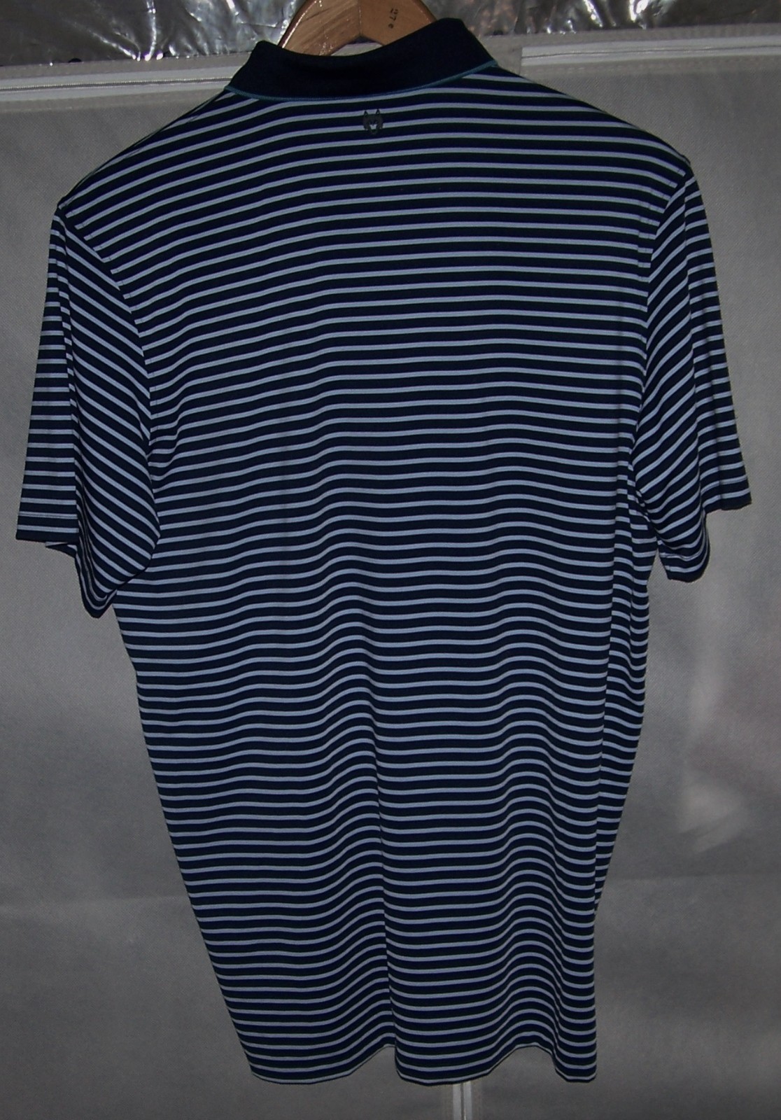 NEW $110 GREYSON Polyester Spandex Polo Shirt DEEPDALE GOLF CLUB M Blue Stripes