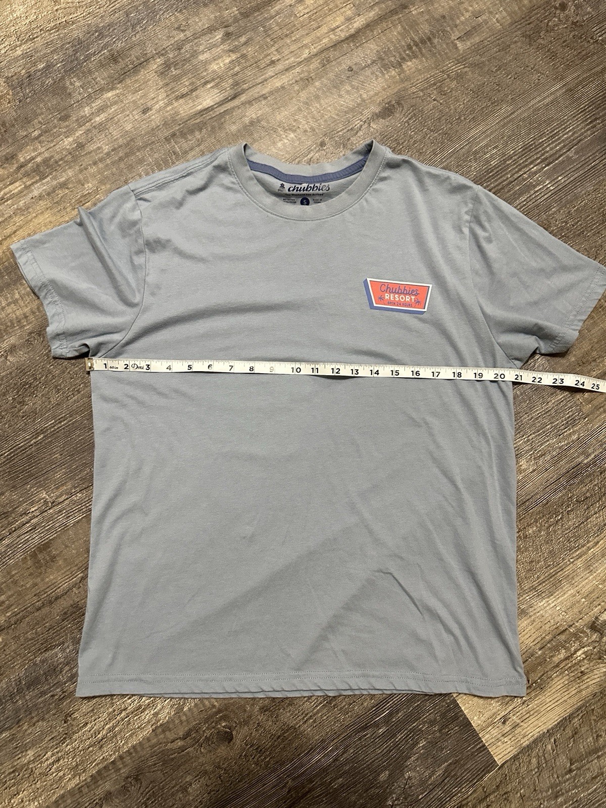 Chubbies Men’s S Gray Resort Double-Sided Graphic Crew Neck T-Shirt Cotton Blend