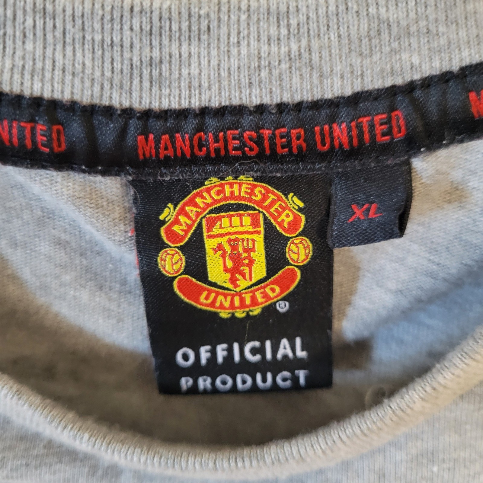 Manchester United Cavani T-Shirt Sz XL Gray Graphic Crest Soccer Official #21