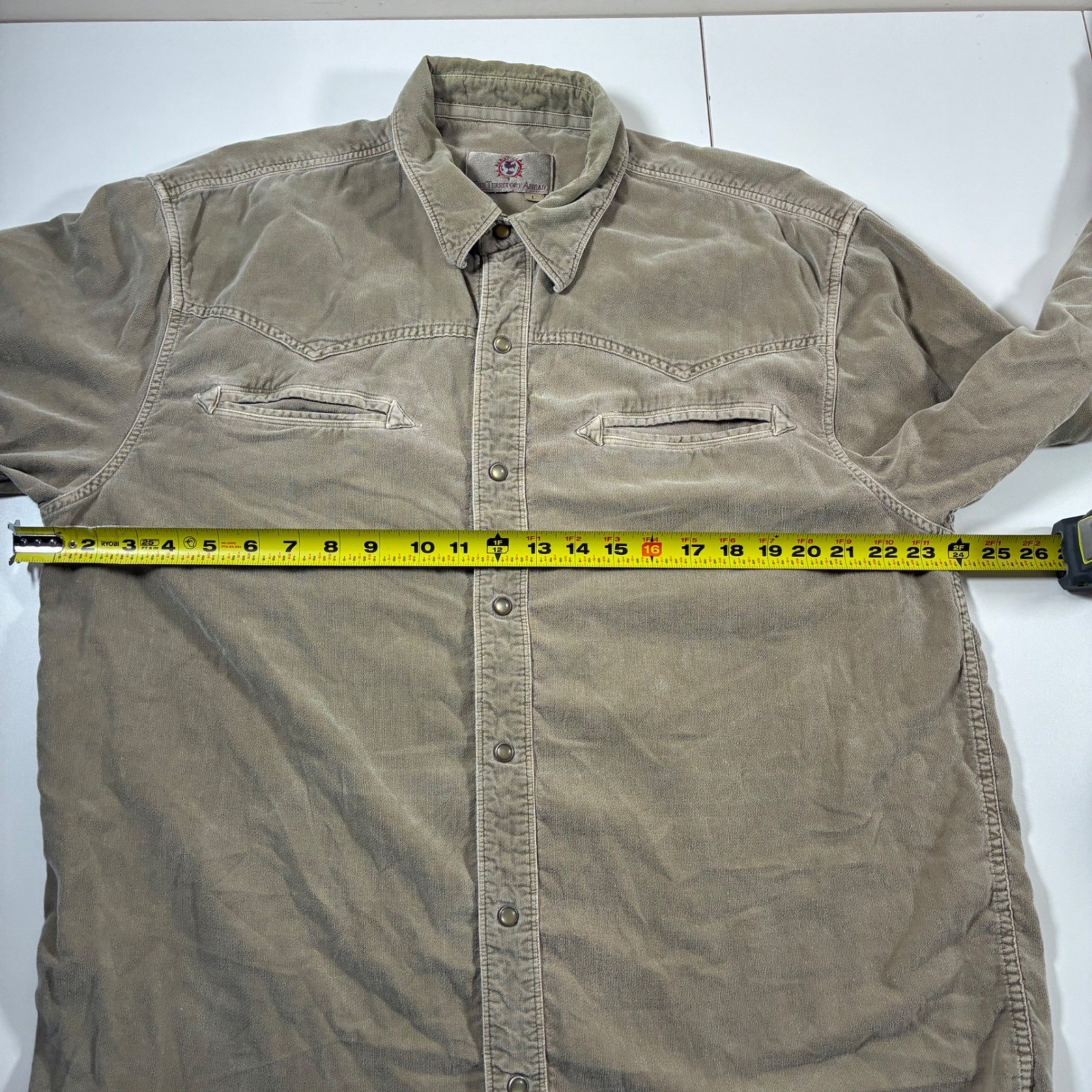Territory Ahead Western Shirt Large Tan Suede Snap Button Smile Pockets