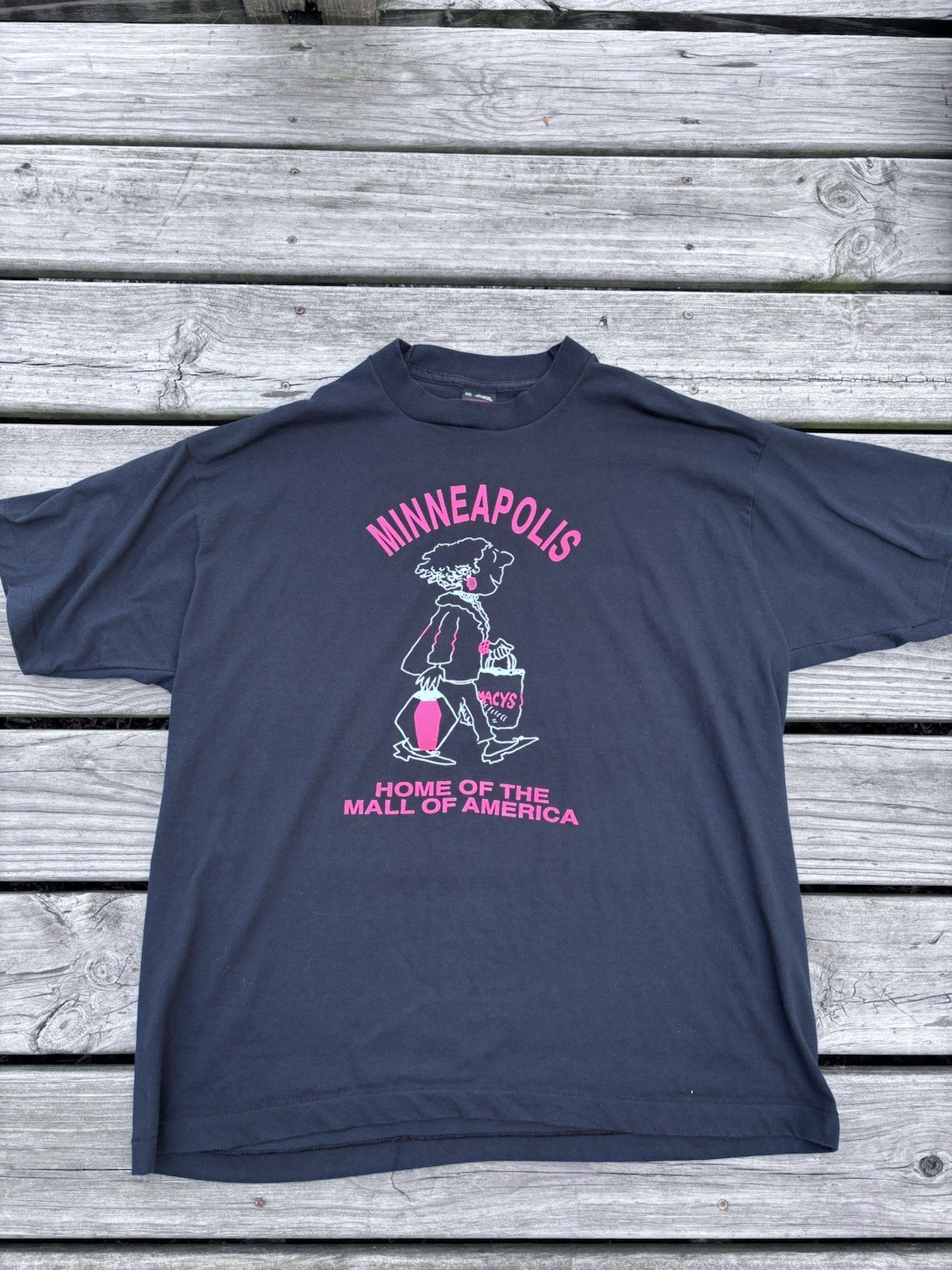 Vintage 90s Fruit of the Loom Men’s XXL Navy Short Sleeve Mall of America Tee