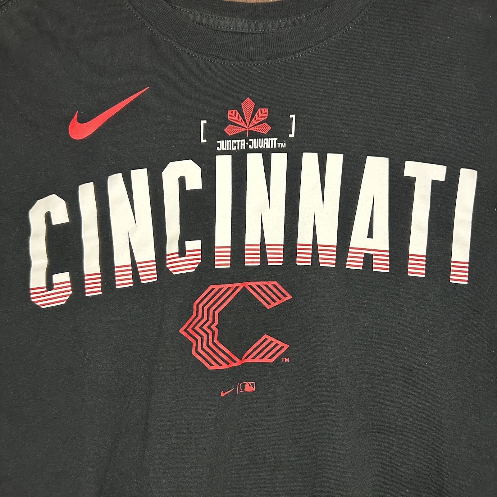 Nike Cincinnati Reds Shirt Mens Small MLB Baseball Juncta Juvant