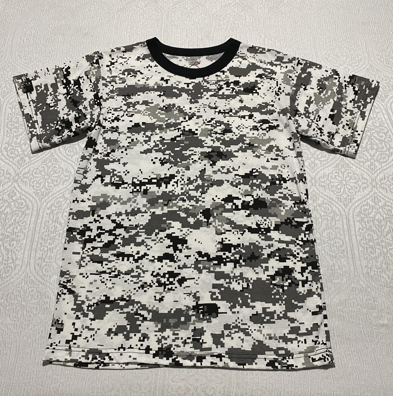 Rothco Shirt Mens Medium Gray Digital Camo Military Crewneck Tee Short Sleeve