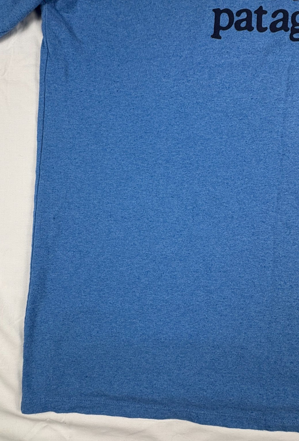 Patagonia T-Shirt Men Large Blue Heathered Short Sleeve Pocket Responsibili-Tee