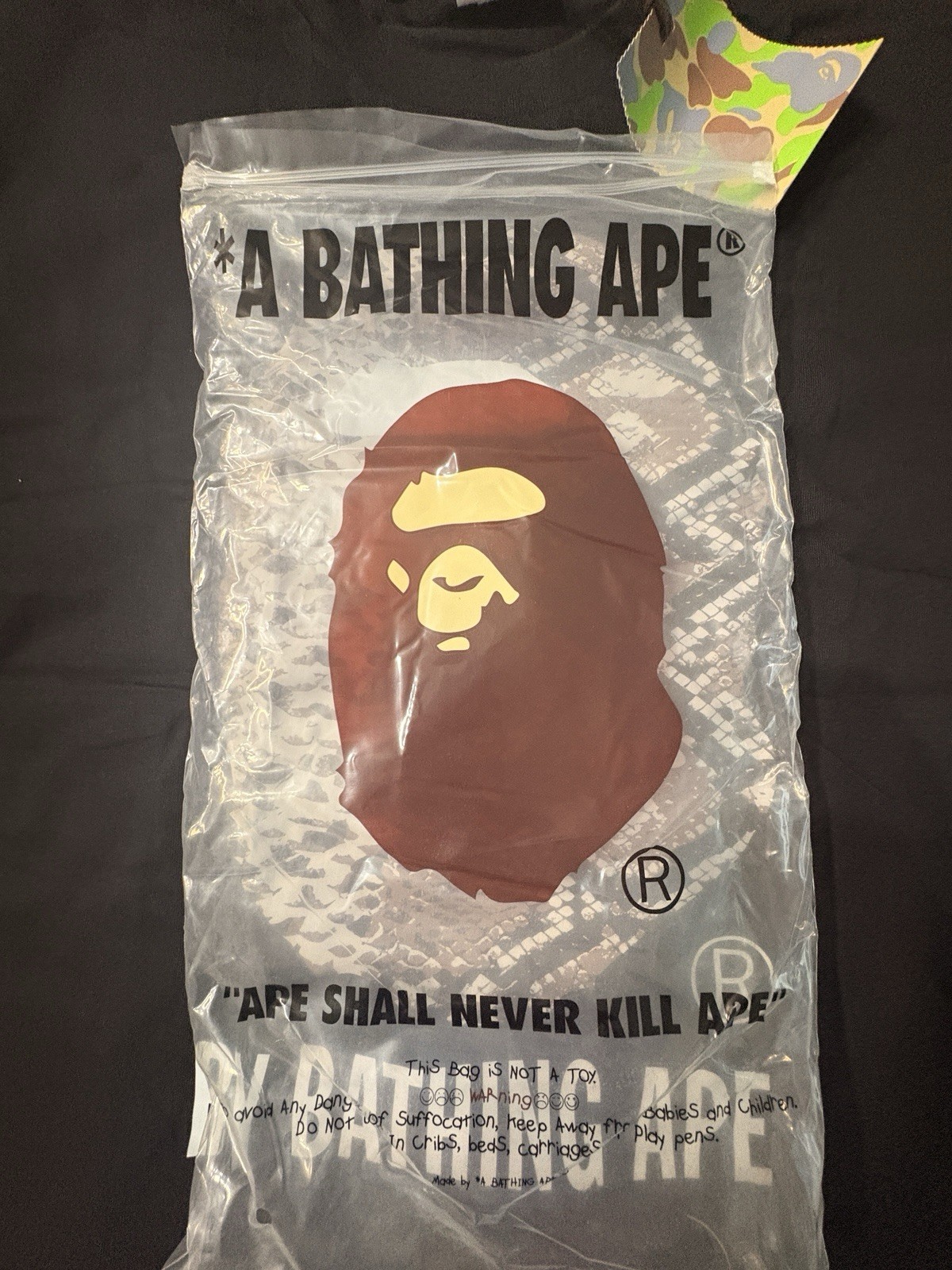A Bathing Ape BAPE Men’s Black Ape Head Graphic Logo T-Shirt Size M