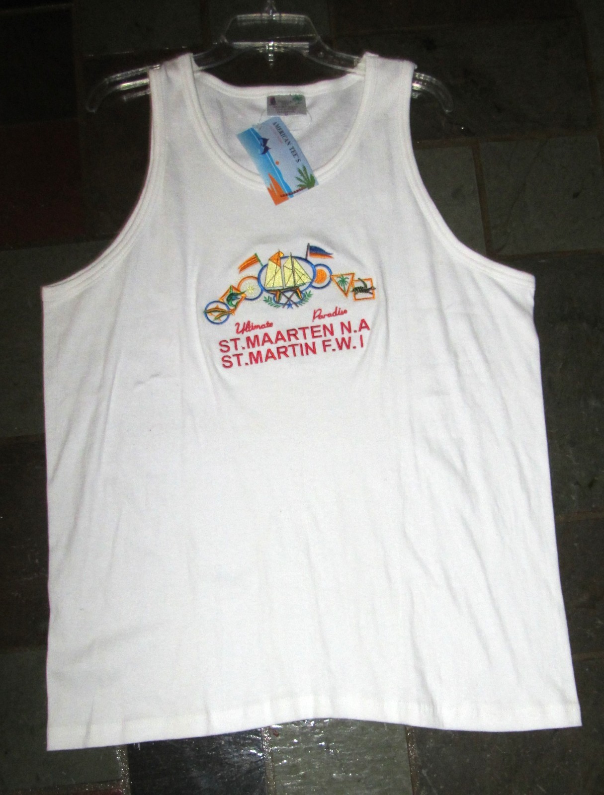 St. Maarten Martin N.A Ultimate Paradise Tank Top Embroidered Scenes Men’s Large