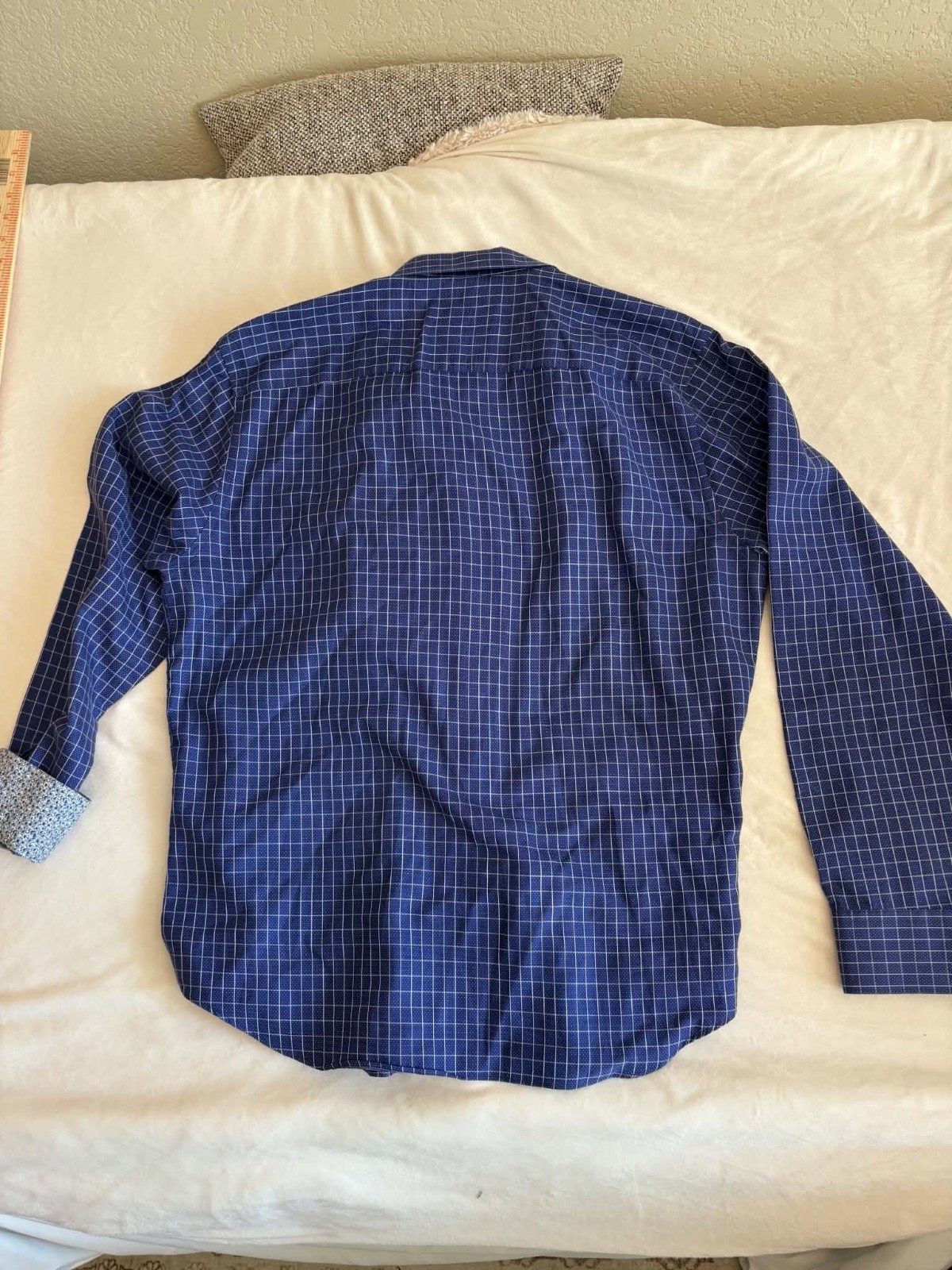 Bugatchi Shaped Fit XL Blue/White Check Dress Shirt 34/35 Contrast Trim