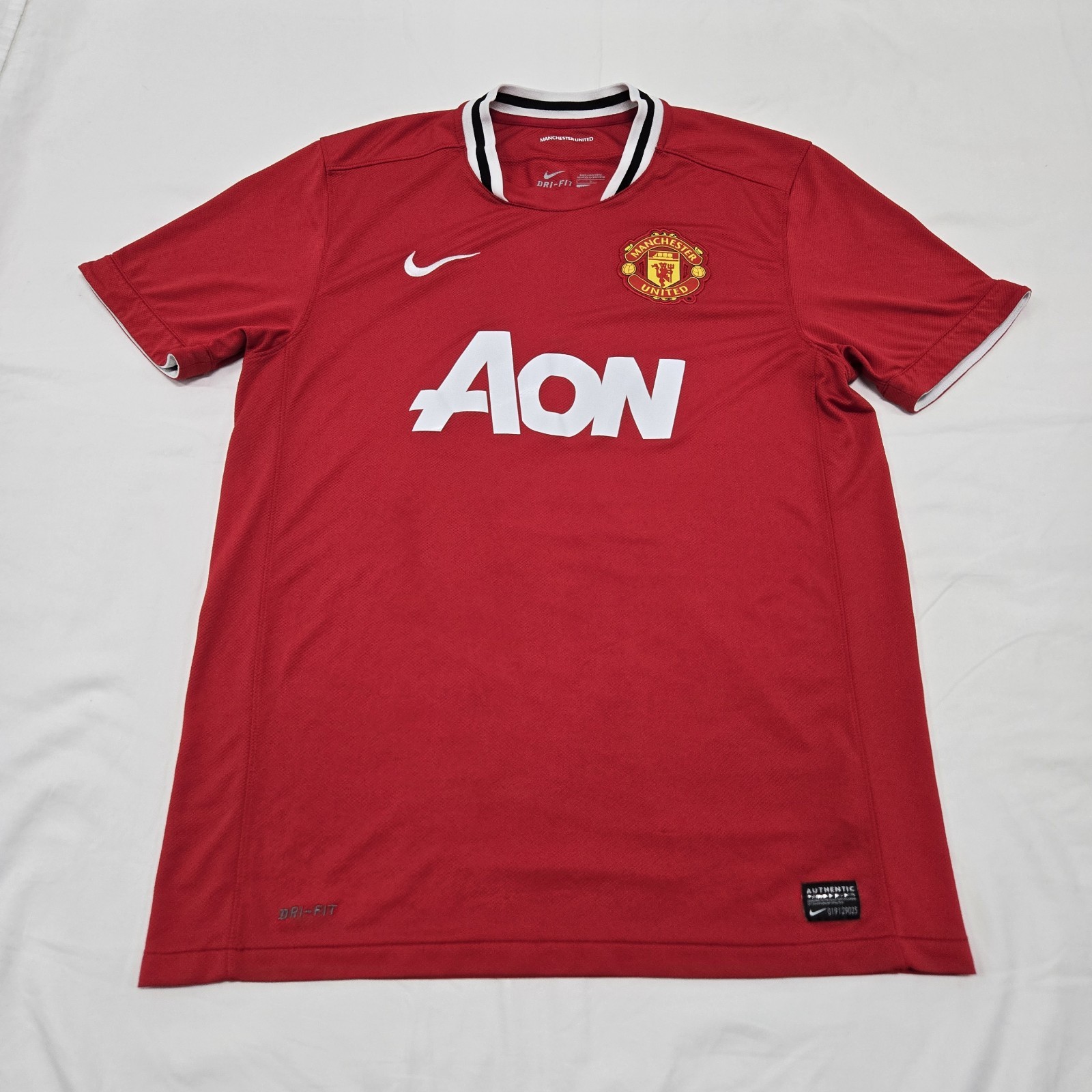 Men’s LARGE Nike Manchester United 2011 – 2012 Home Football Shirt Soccer Jersey