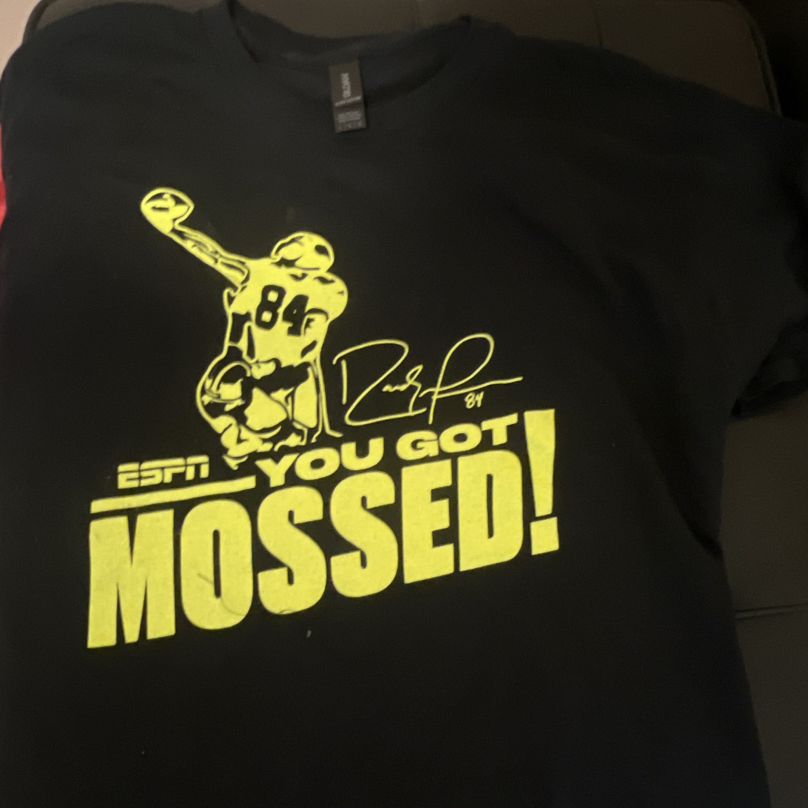 ESPN You Got Mossed Randy Moss #84 Graphic T-Shirt Men’s L Black Yellow