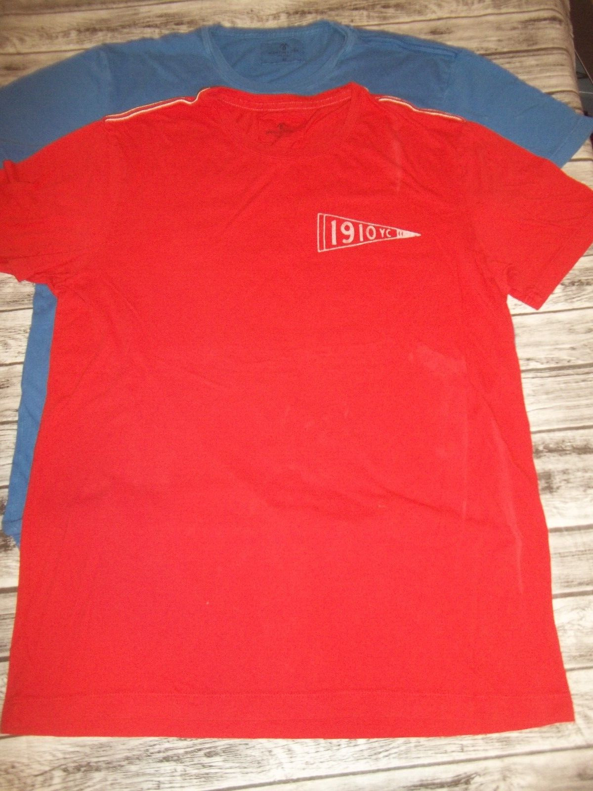 Martin + Osa Lot of 4 Mens Solid & Graphic T-Shirts Size Medium