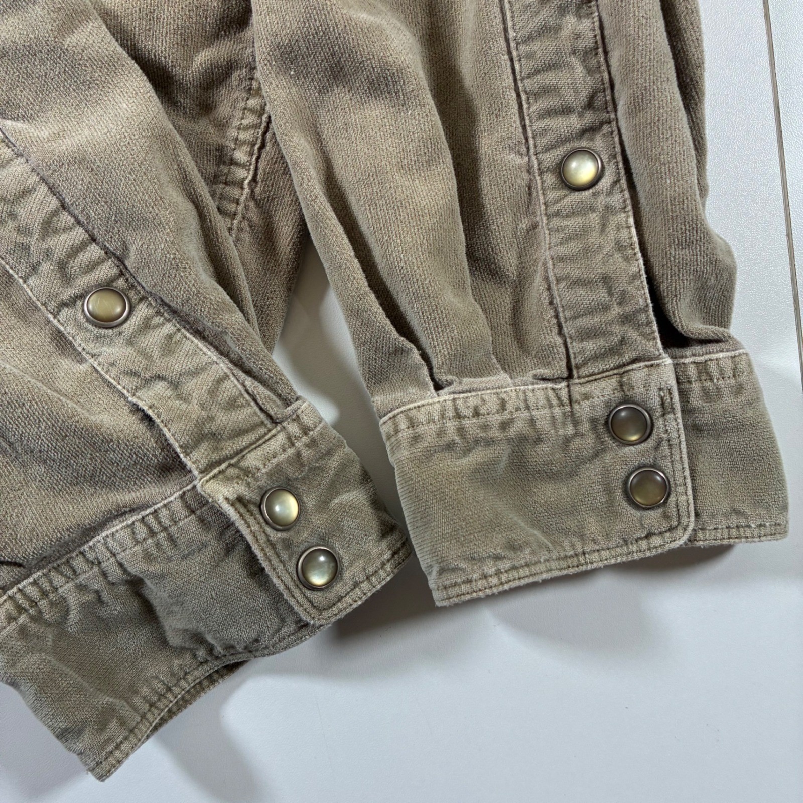 Territory Ahead Western Shirt Large Tan Suede Snap Button Smile Pockets