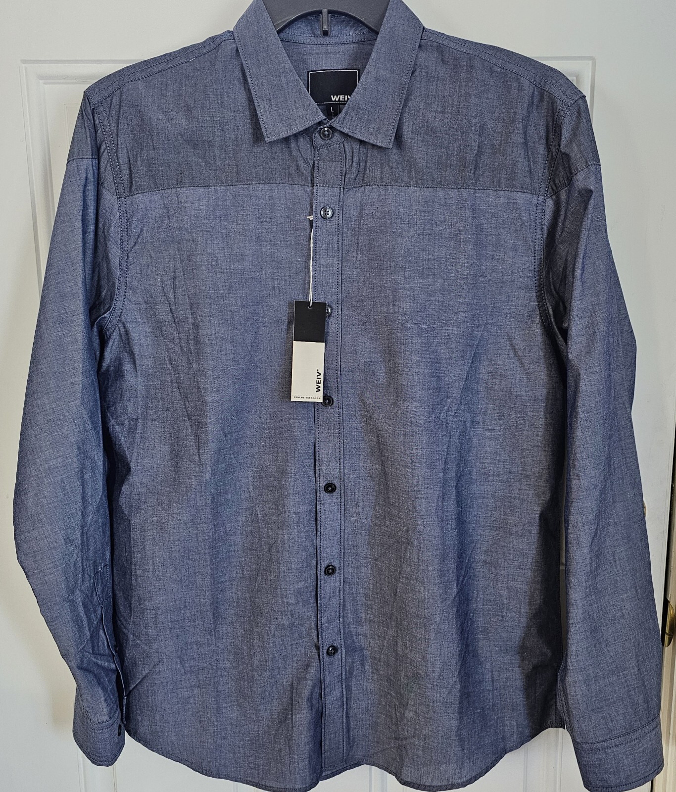 Men’s WEIV Button Down Dress Shirt (Size L) NEW With Tags