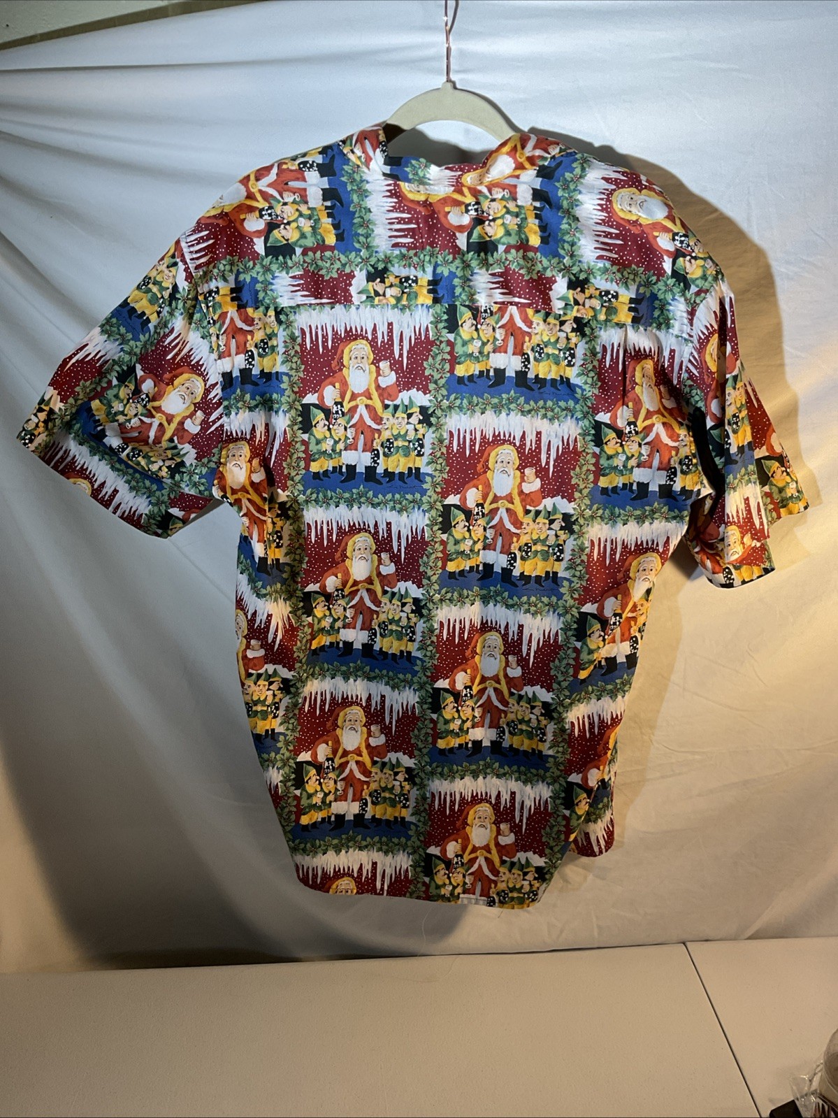 Reyn Spooner Guy Buffet Christmas Shirt M