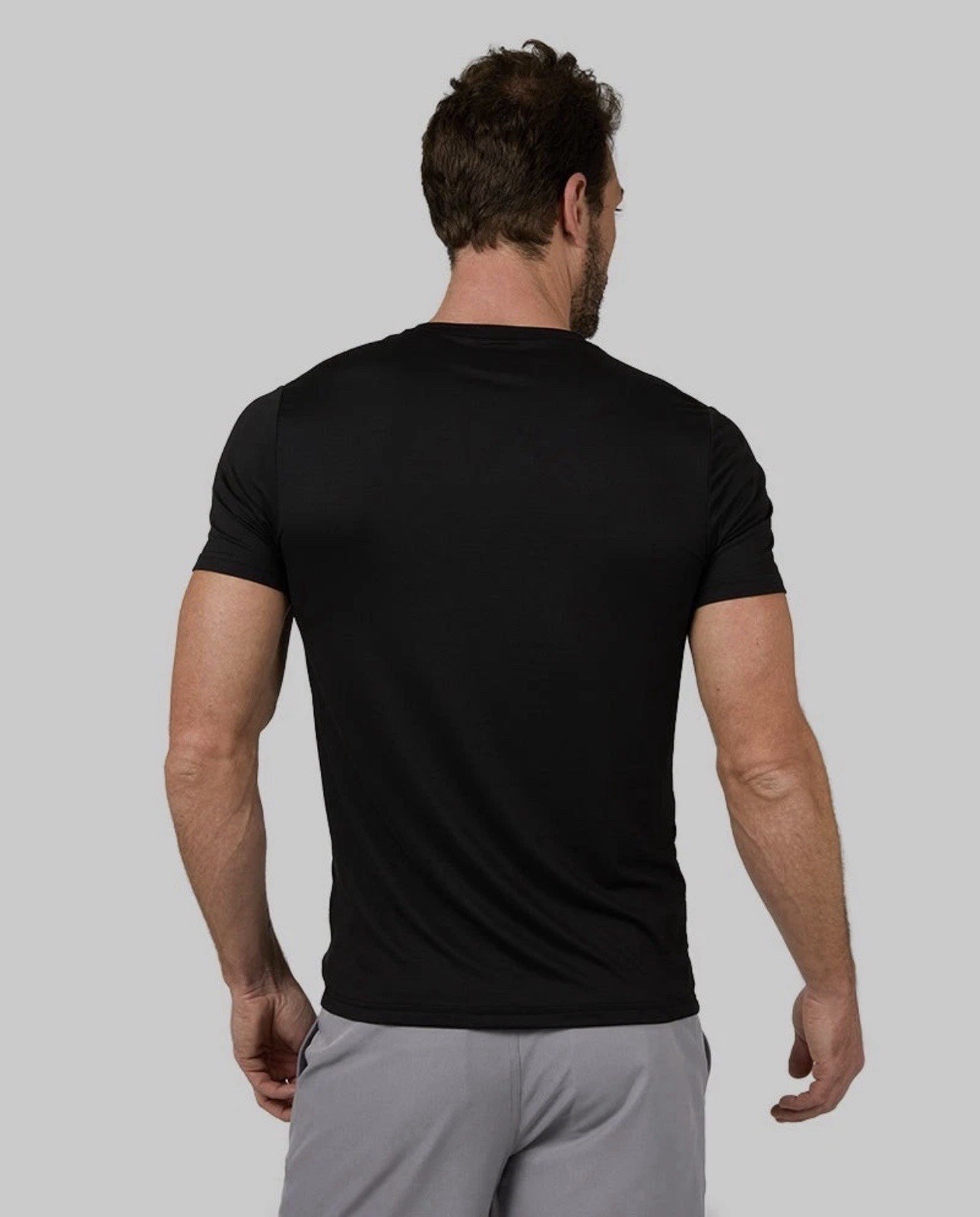 3 Pack 32 Degrees Cool Tees, Men’s Medium, Black, Short Sleeve, Crew Neck, NEW