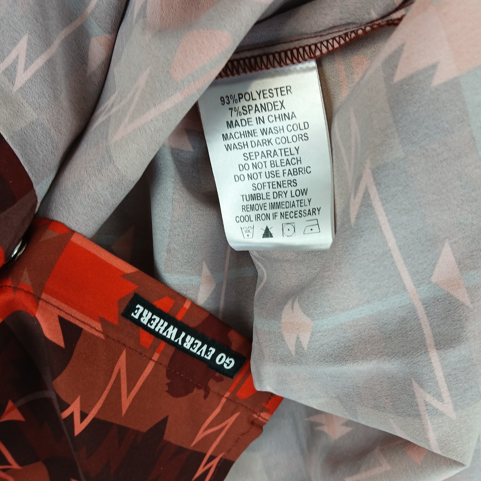 Raised By Coyotes Small Mens Shirt NWT Stretch Performance Western 19×27 Snap