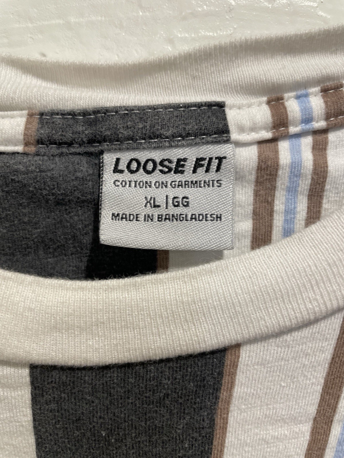 Cotton On Loose Fit Vertical Stripe Tee Shirt Mens XL Beige Black White