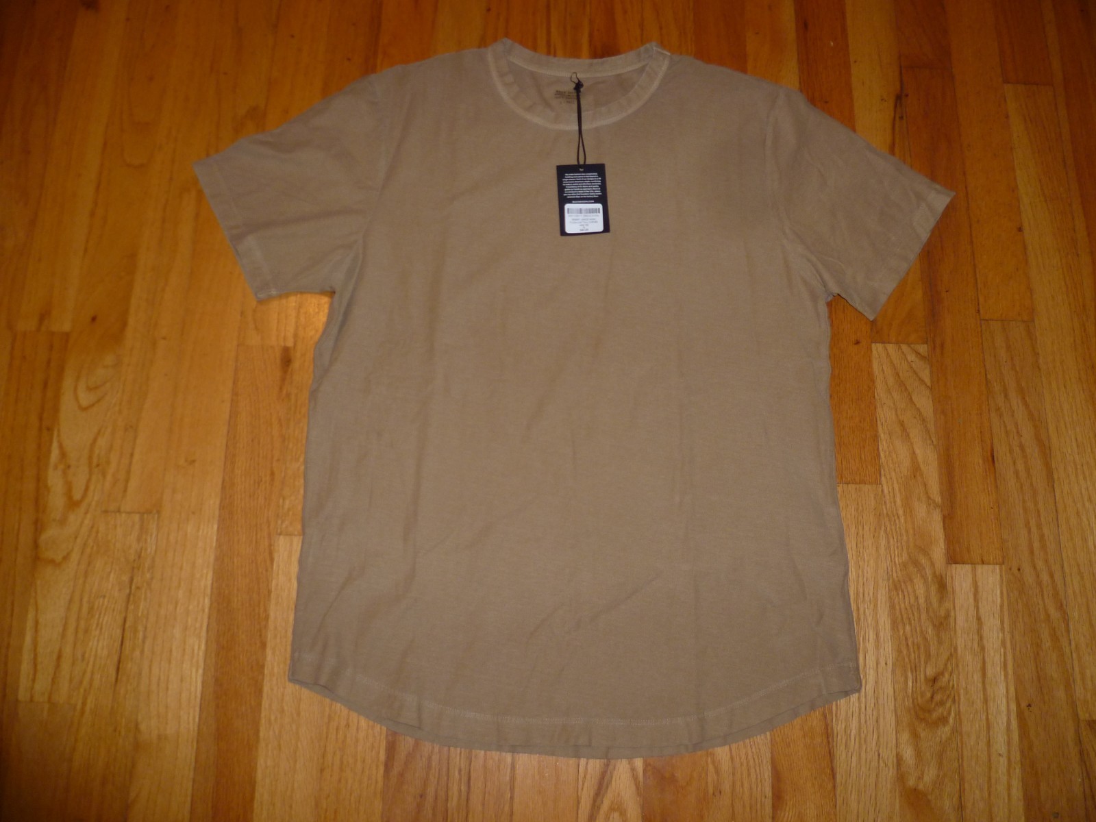 NWT Buck Mason Curved Hem Tough-Knit Tee Shirt – Men’s Large Tall, Desert Venice