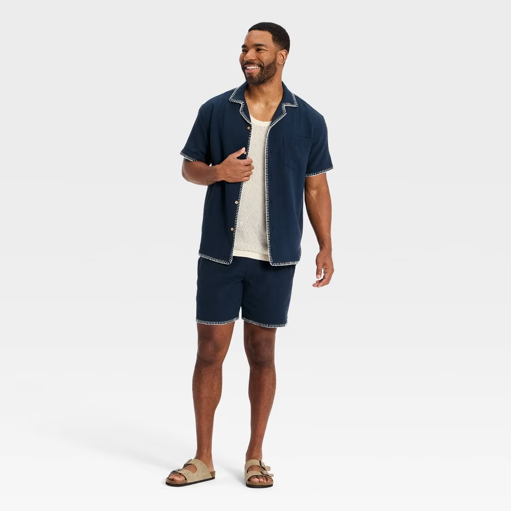 Men Short Sleeve Blanket Stitch Button-Down Shirt – Goodfellow & Co Navy