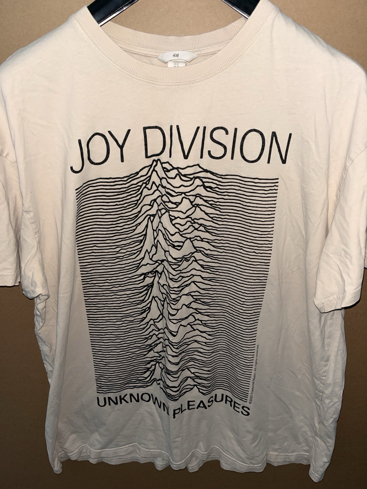 H&M Joy Division Unknown Pleasures T-shirt, Adult Unisex XL, Ivory Cream