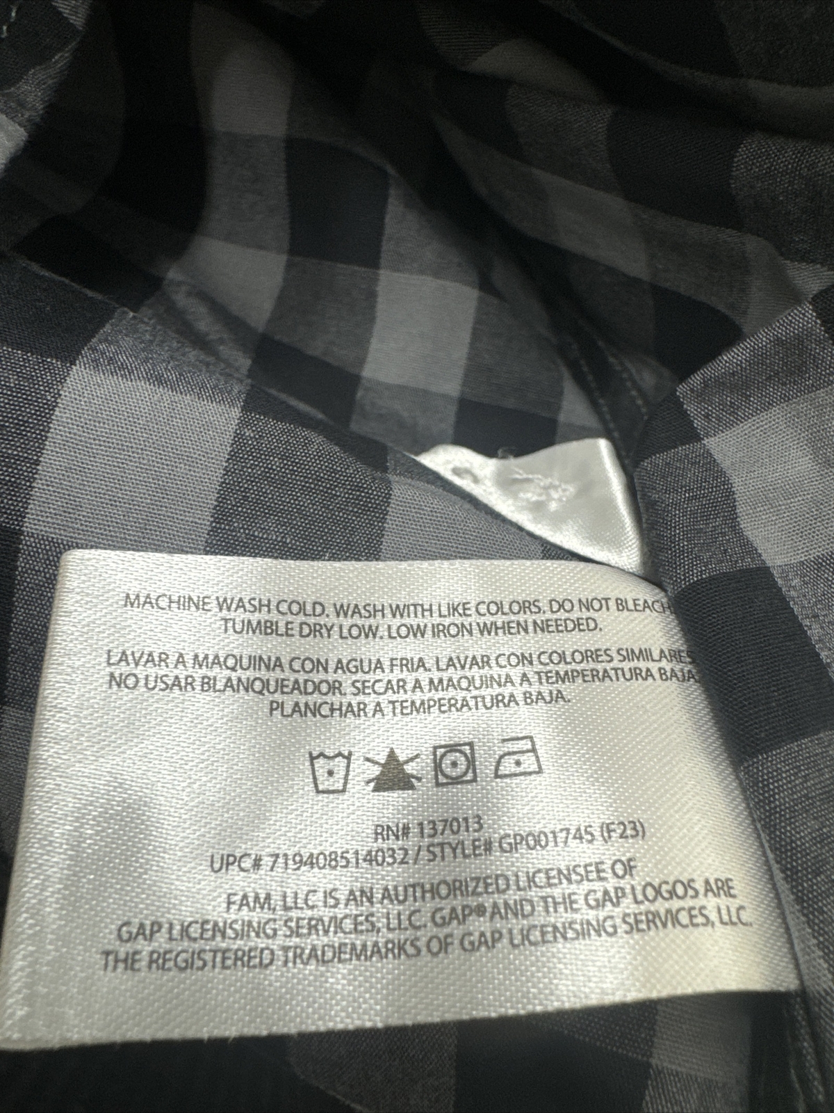 PICK SIZE – GAP Mens Black/Gray Plaid Woven Shirt Button up