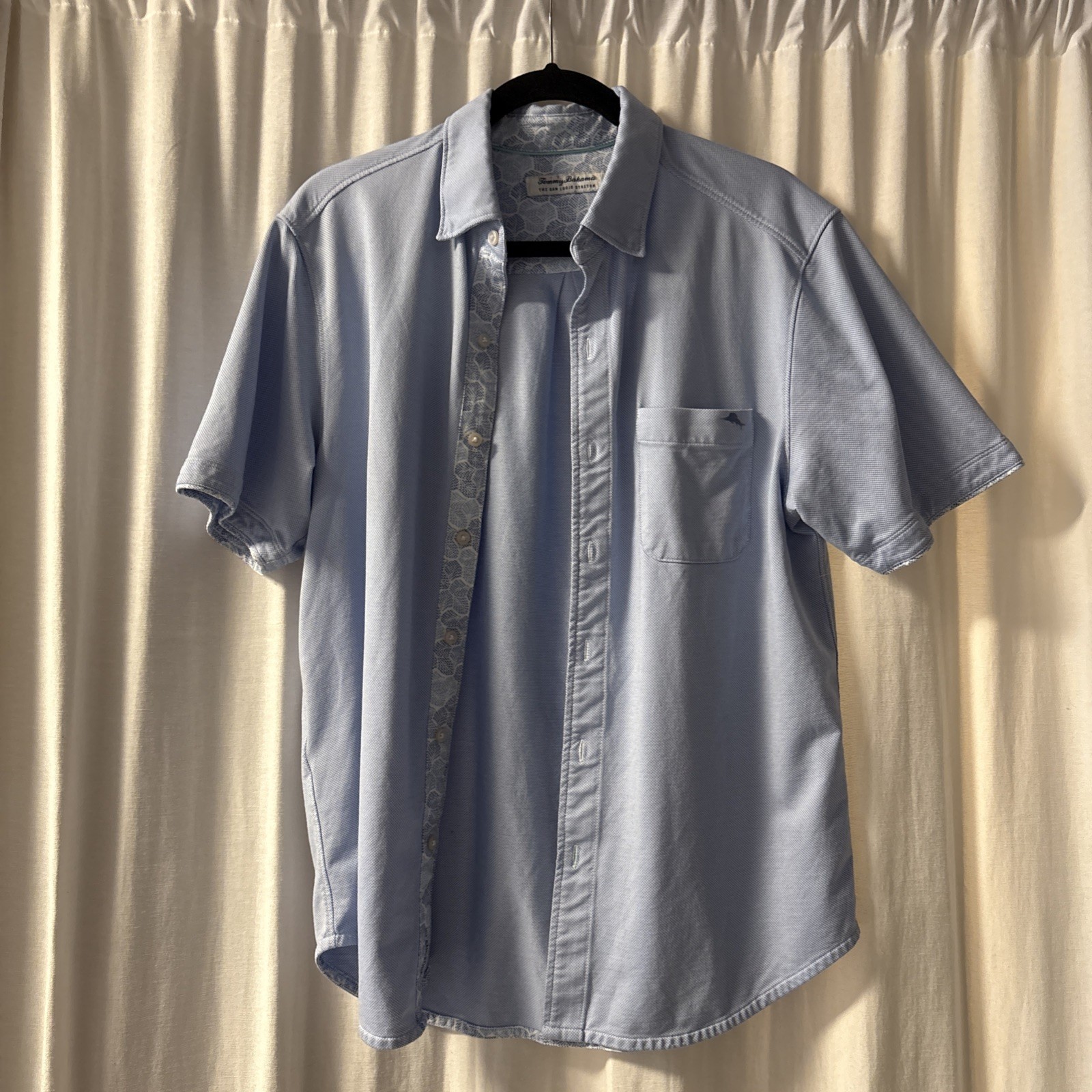 Tommy Bahama Men’s Short Sleeve Blue Button-Up Medium Cotton Blend Machine Wash