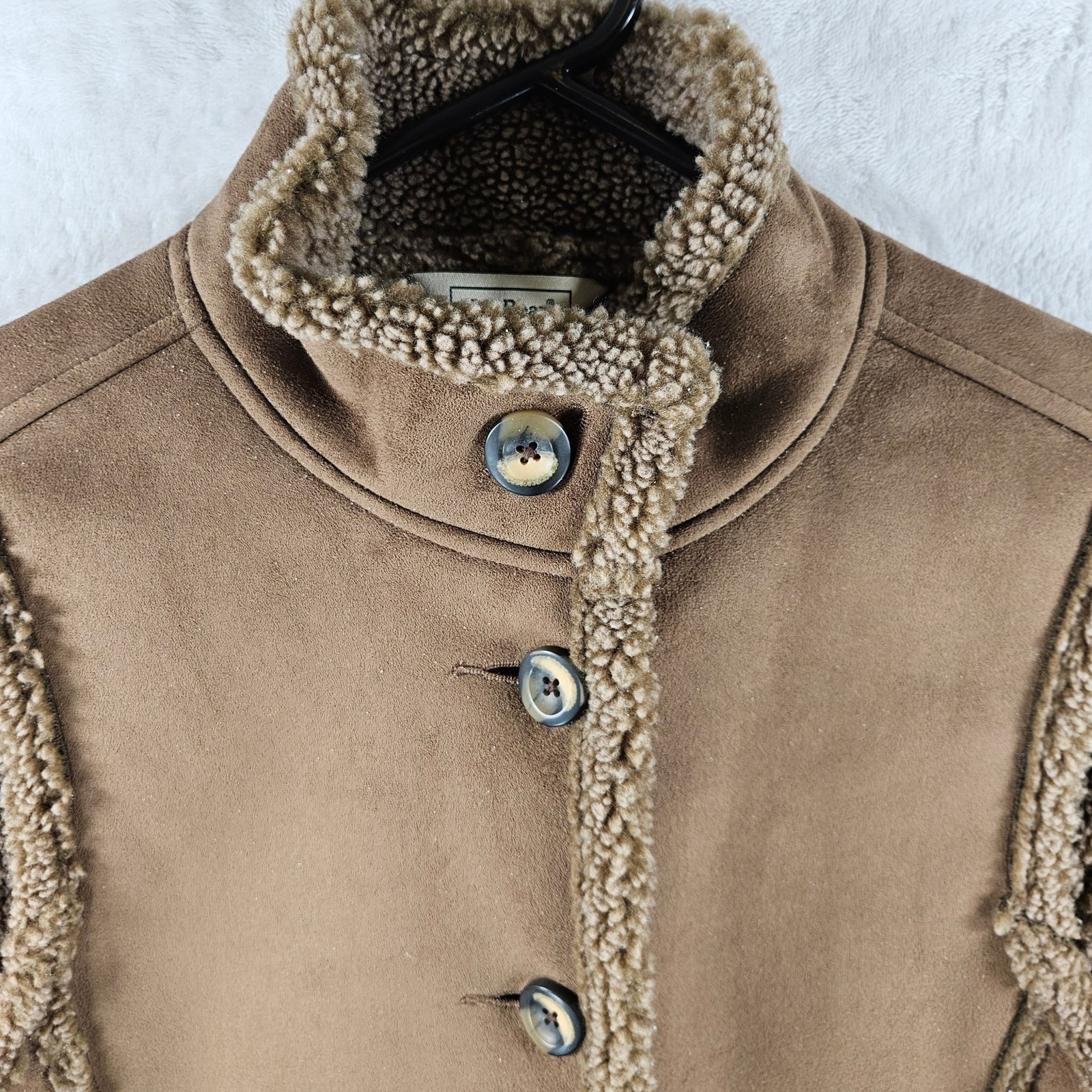 L.L. Bean Sherpa Fleece Vest Button Front Tan Women’s Size Medium