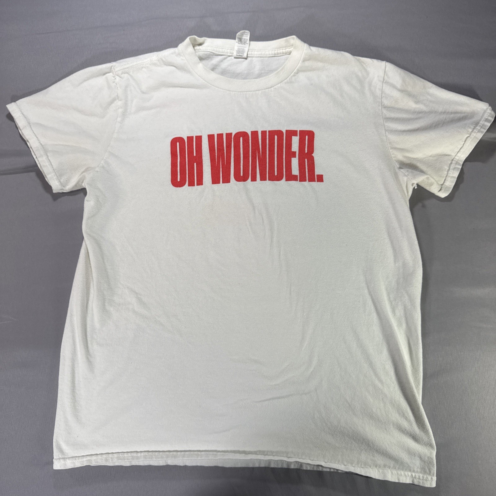 Oh Wonder Tour Shirt Medium Ultralife Asia Tour 2017 Indie Pop Anvil Red Bar Tag
