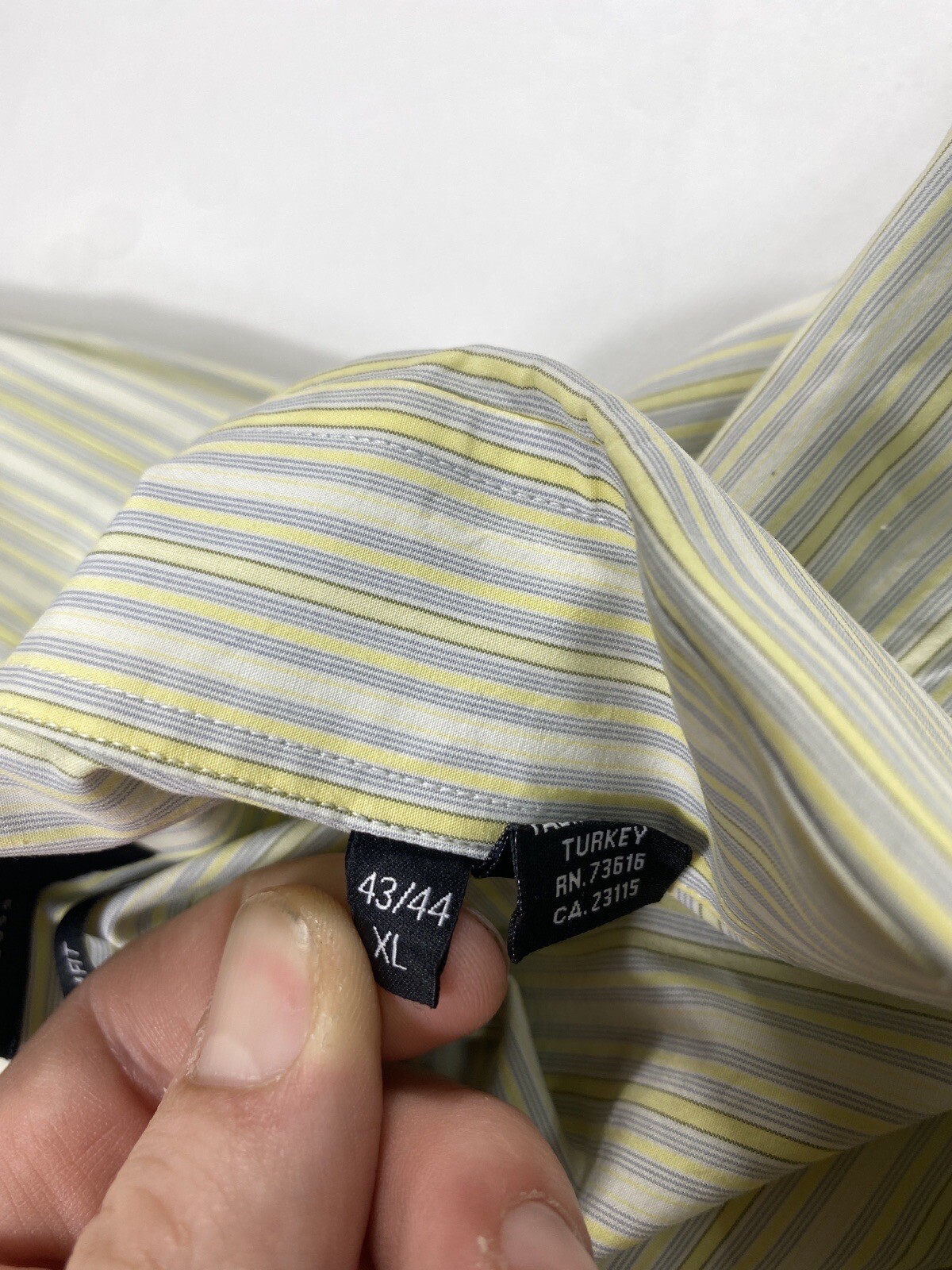 Hugo Boss Casual Button Dress Shirt XL Slim Fit Yellow Striped Modern Preppy