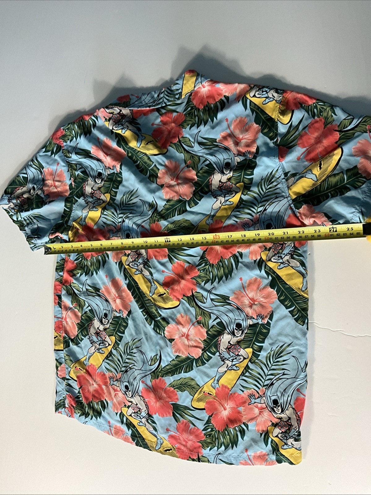 Batman Classic TV Series Hawaiian Camp Button Shirt Batman Surfing Floral Men M