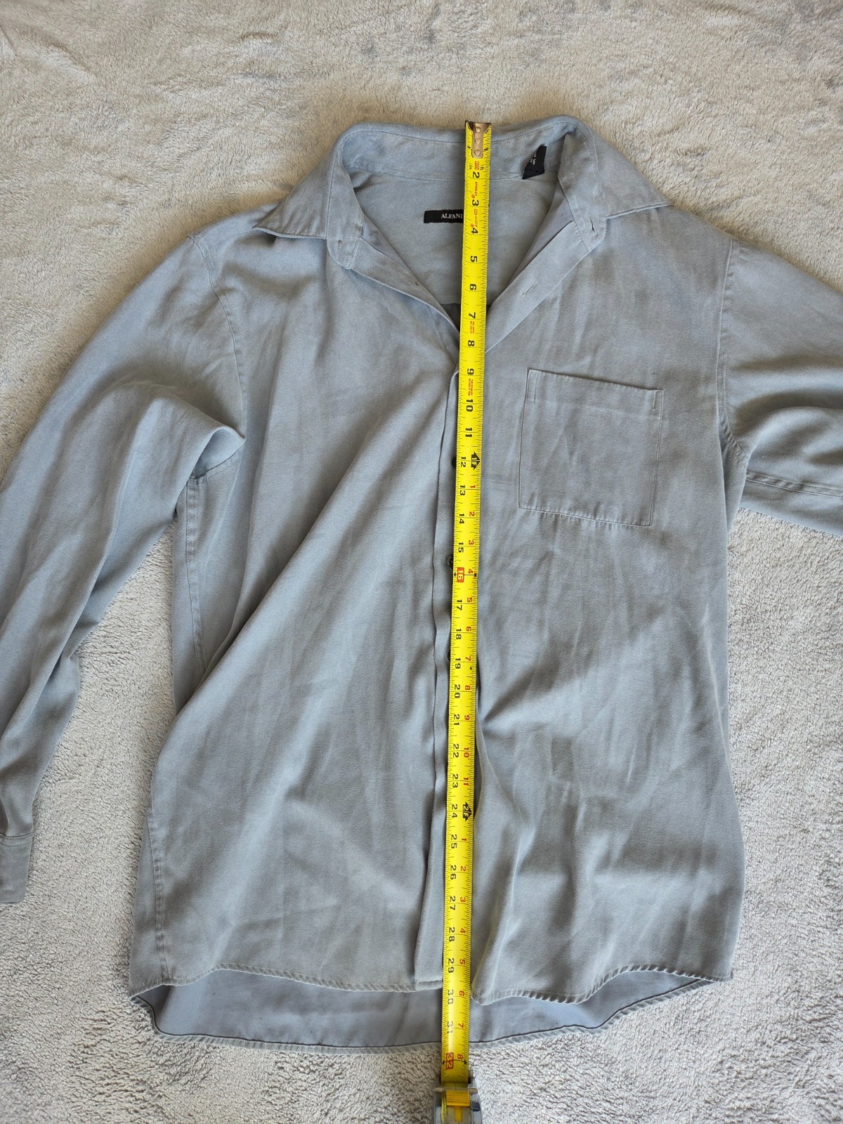 Alfani Men’s Gray Long Sleeve Button Down Shirt Size Medium Soft Polyester Blend