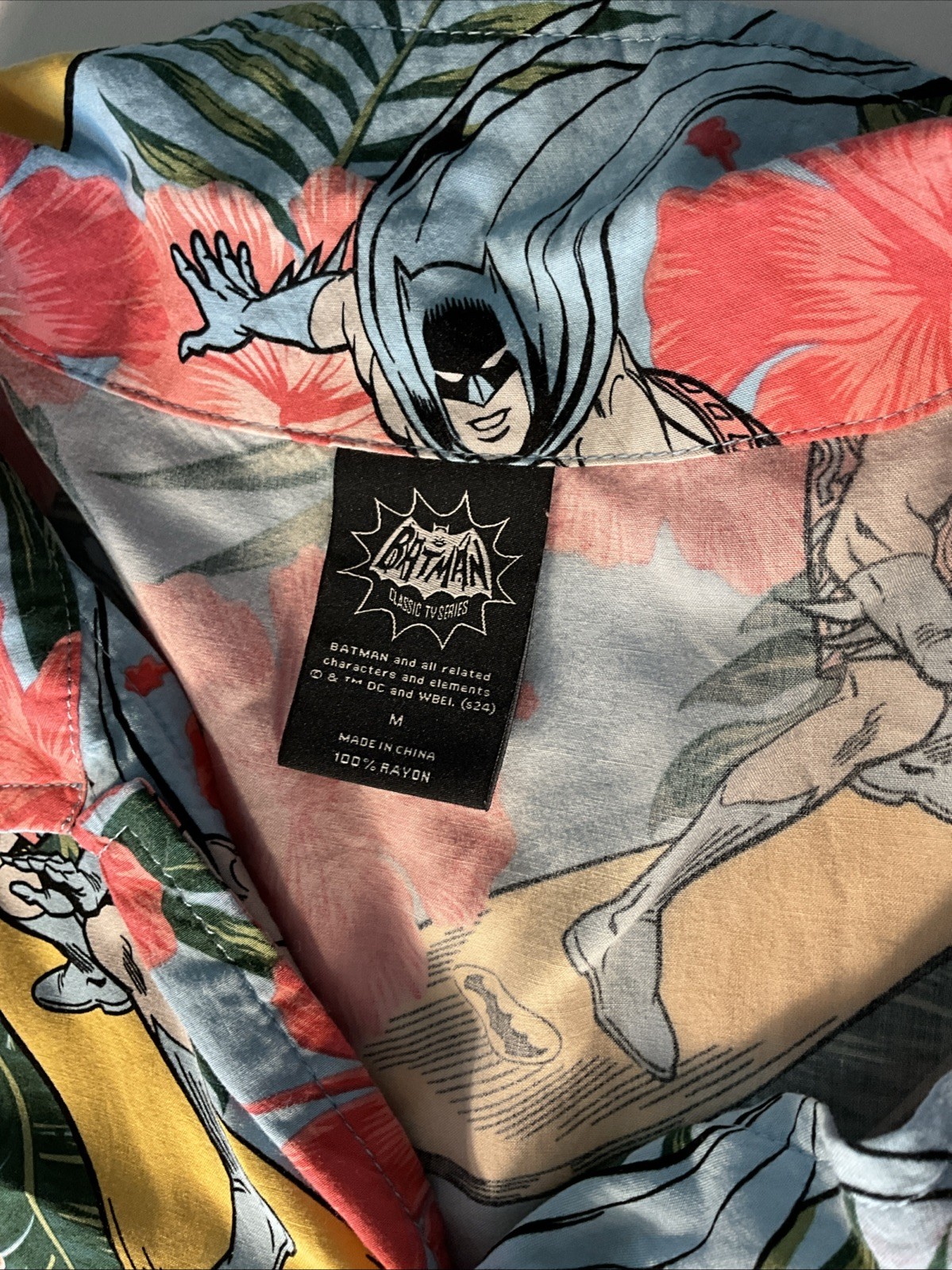 Batman Classic TV Series Hawaiian Camp Button Shirt Batman Surfing Floral Men M