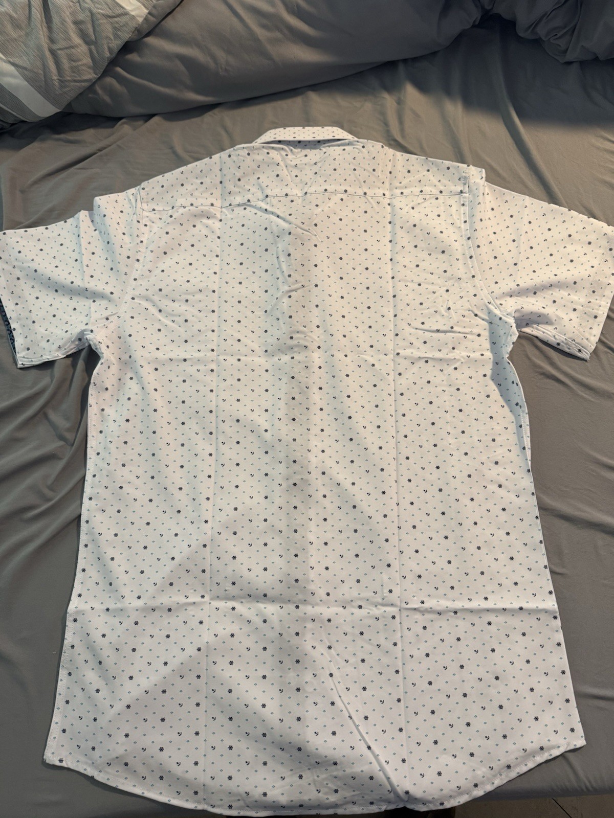 Tom Baine Performance Collection Men’s Trim Fit Short Sleeve Button-Up M