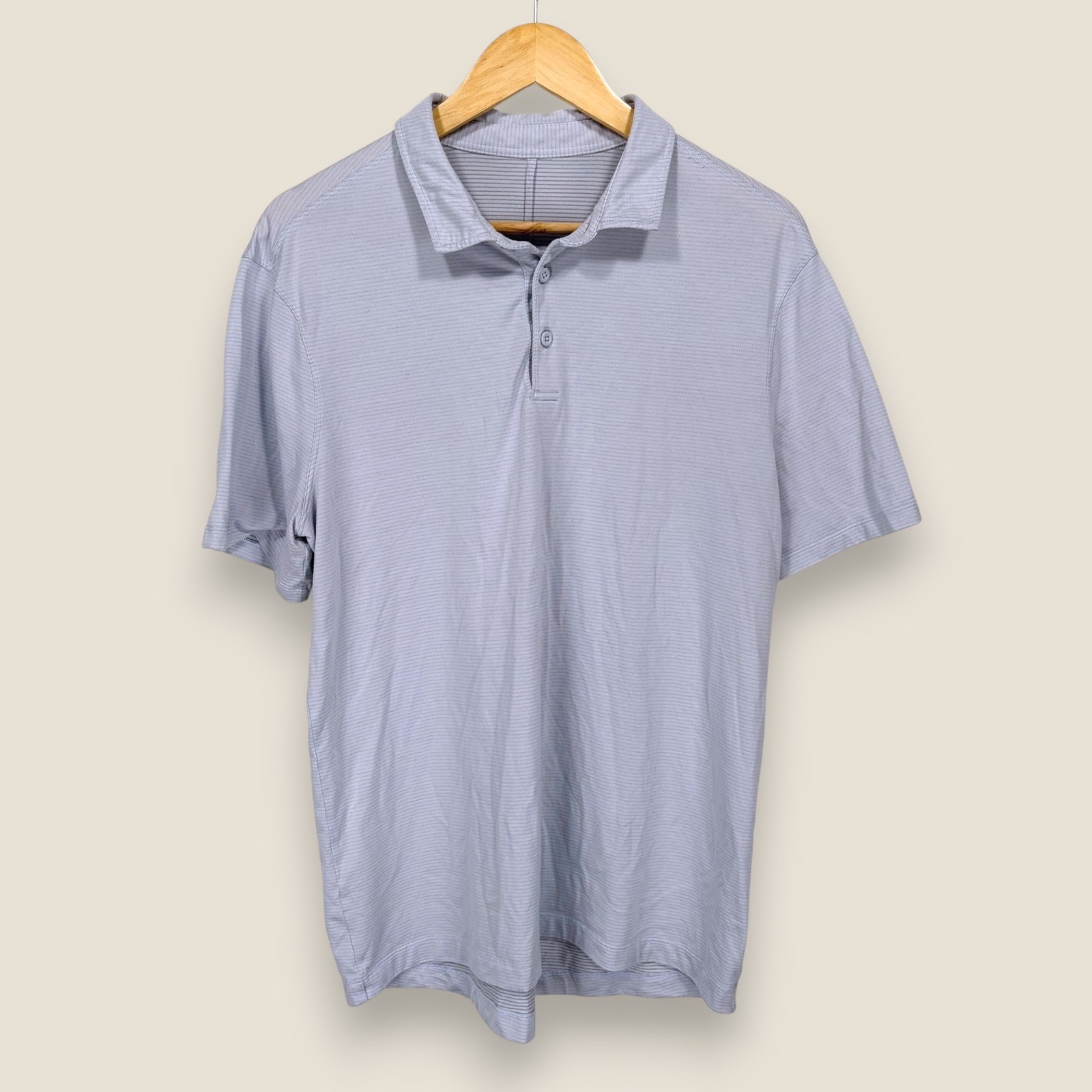 Lululemon Metal Vent Performance Polo Shirt Men Medium Light Gray Stripe Stretch