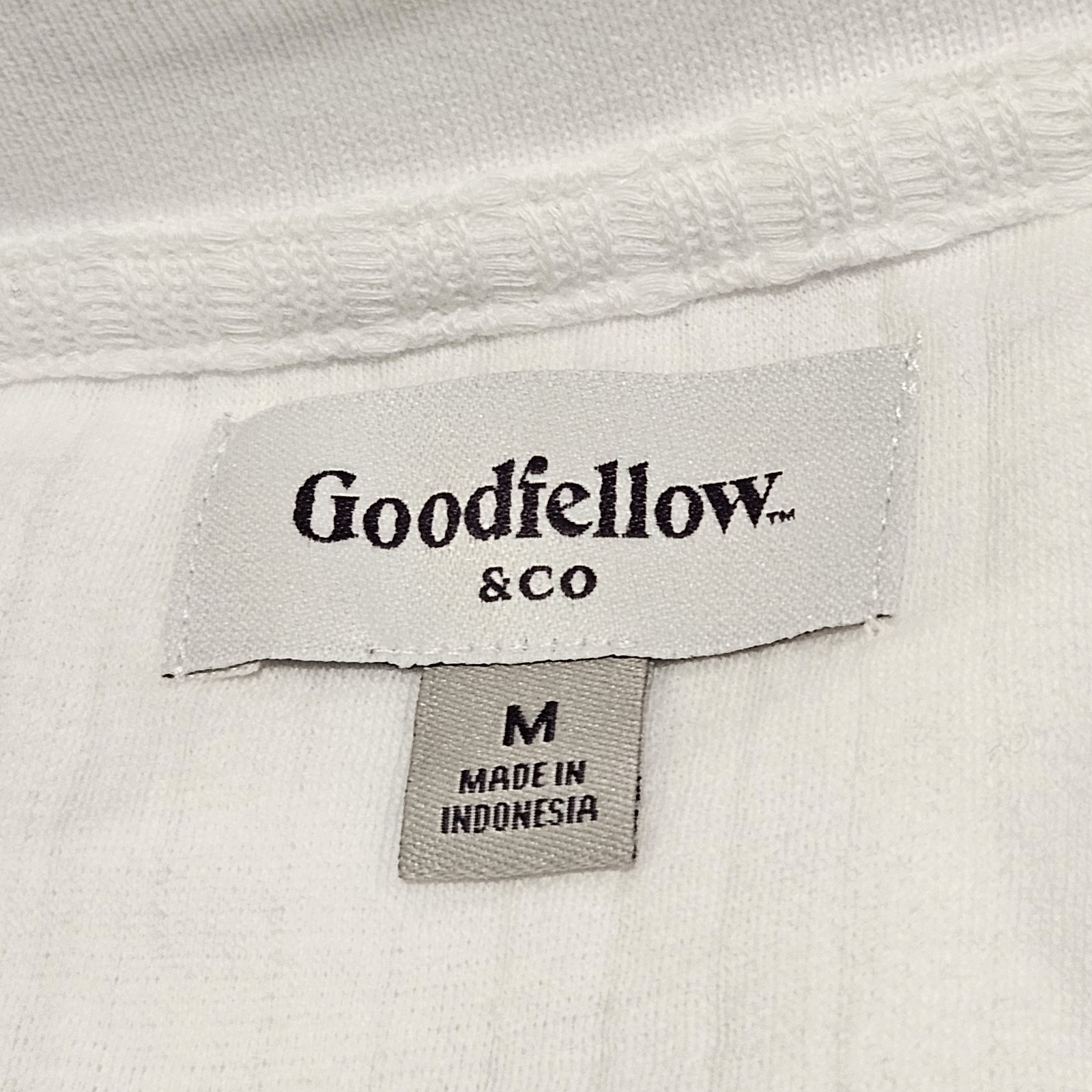 NWT Goodfellow & Co Size M Ribbed Pullover White Top w/Johnny Collar