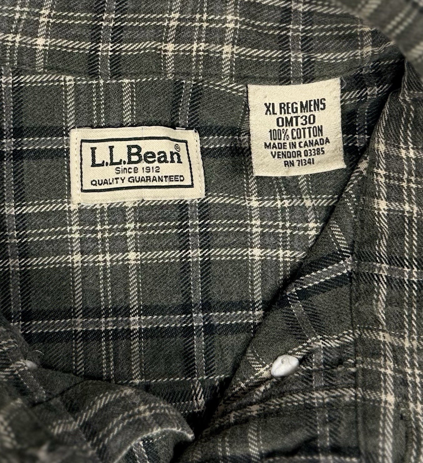LL Bean OMT30 Made in Canada 100% cotton khaki green plaid Flannel Shirt Mens XL