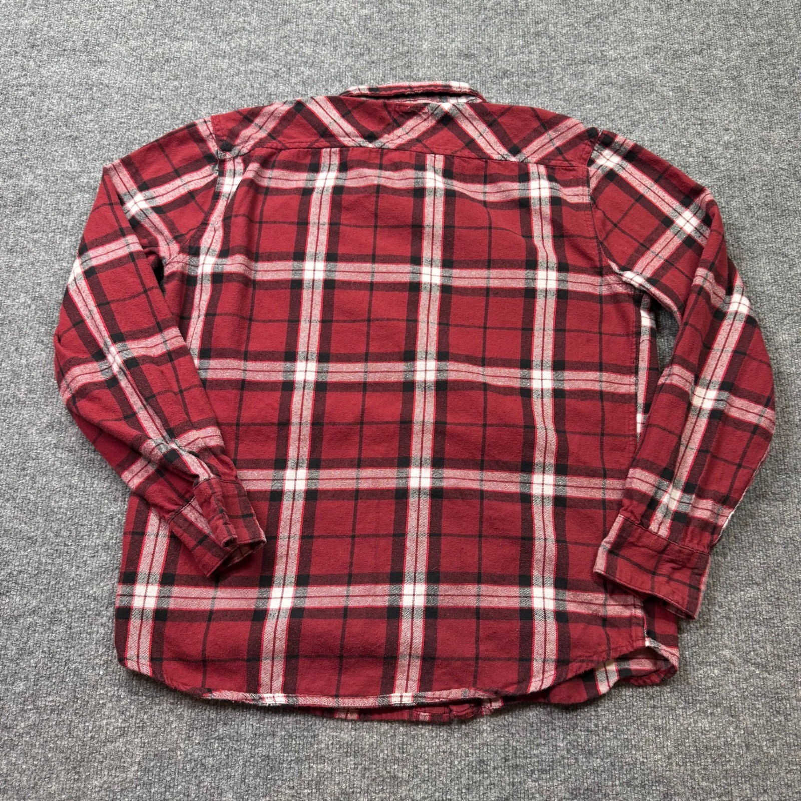 Levi’s Flannel Shirt Men L Maroon Plaid Button Up Casual Outdoor Classic Durable