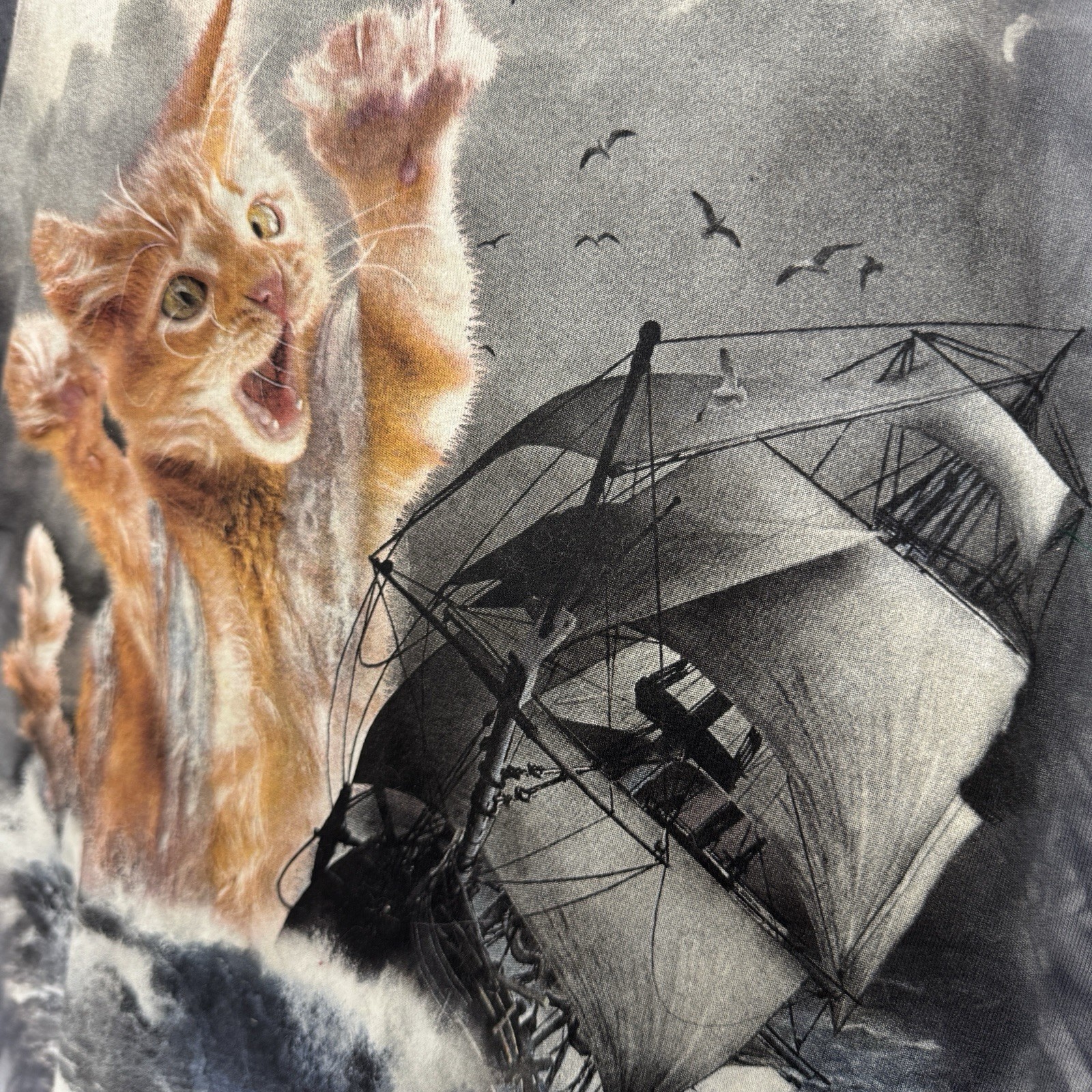 The Mountain Krakitten Shirt M Gray Tie Dye Orange Cat Kitten Kraken Pirate Ship