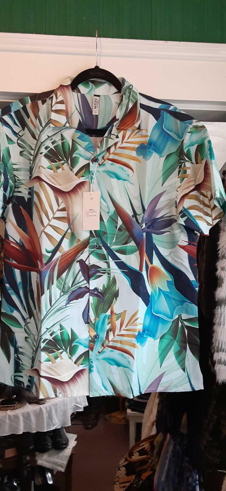WEIV Mens Tropical BLUE FLORALS Foliage ~ Hawaiian Short Sleeve Size S NWT