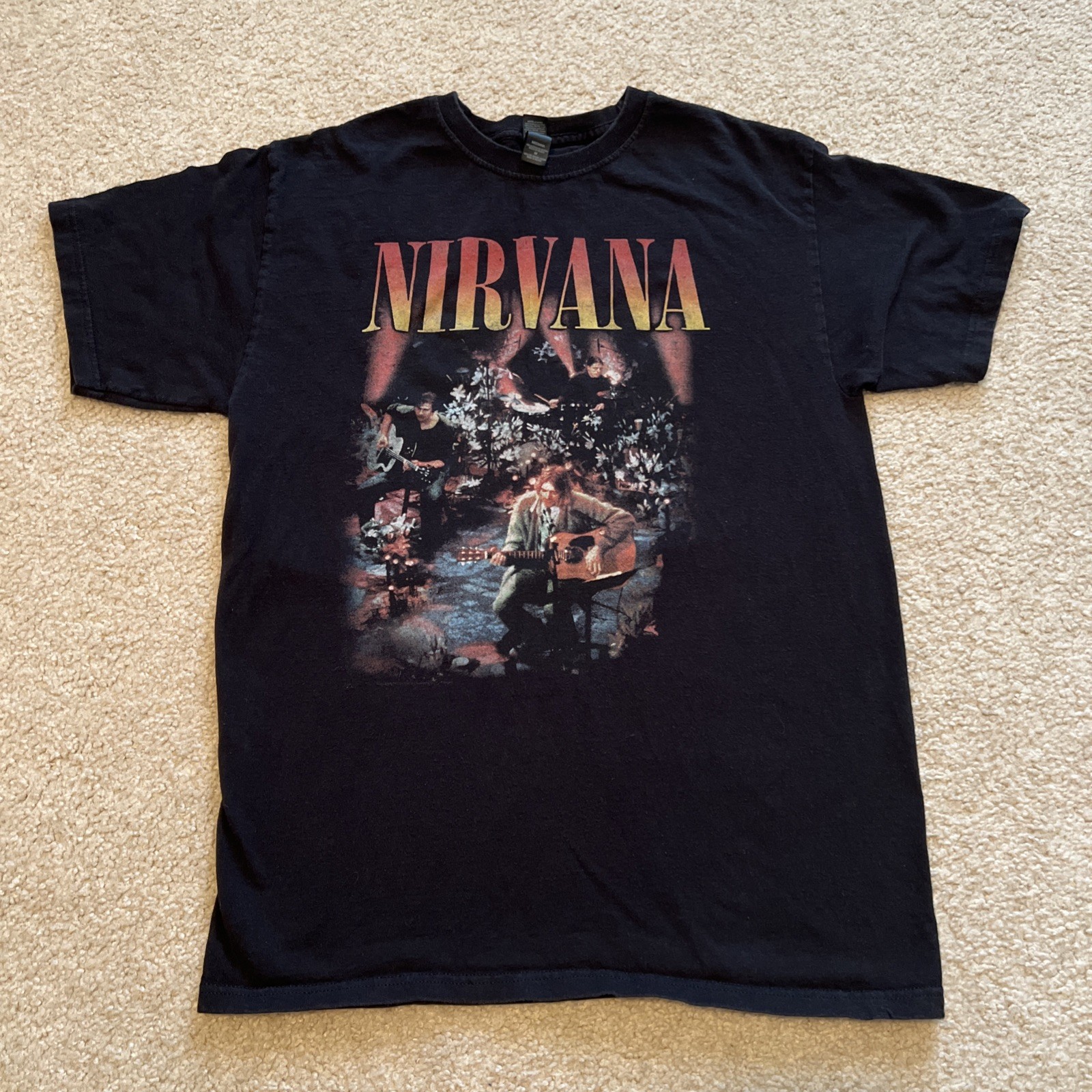 M&O Gold 2010 Nirvana Kurt Cobain Unplugged Set men’s tshirt in black size M