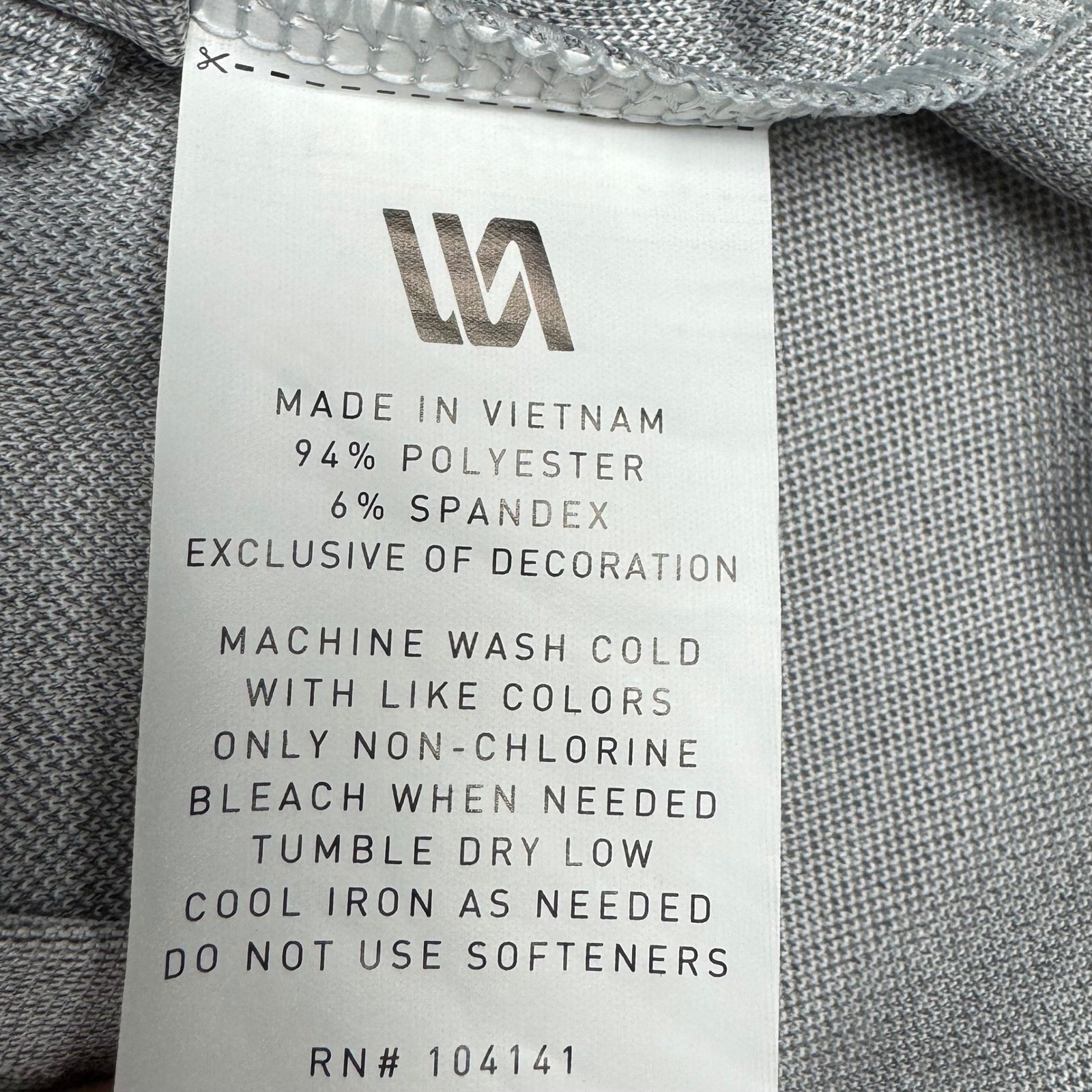 New VRST Button Down Shirt Performance Stretch Mens Large Silver Gray Anti-Odor