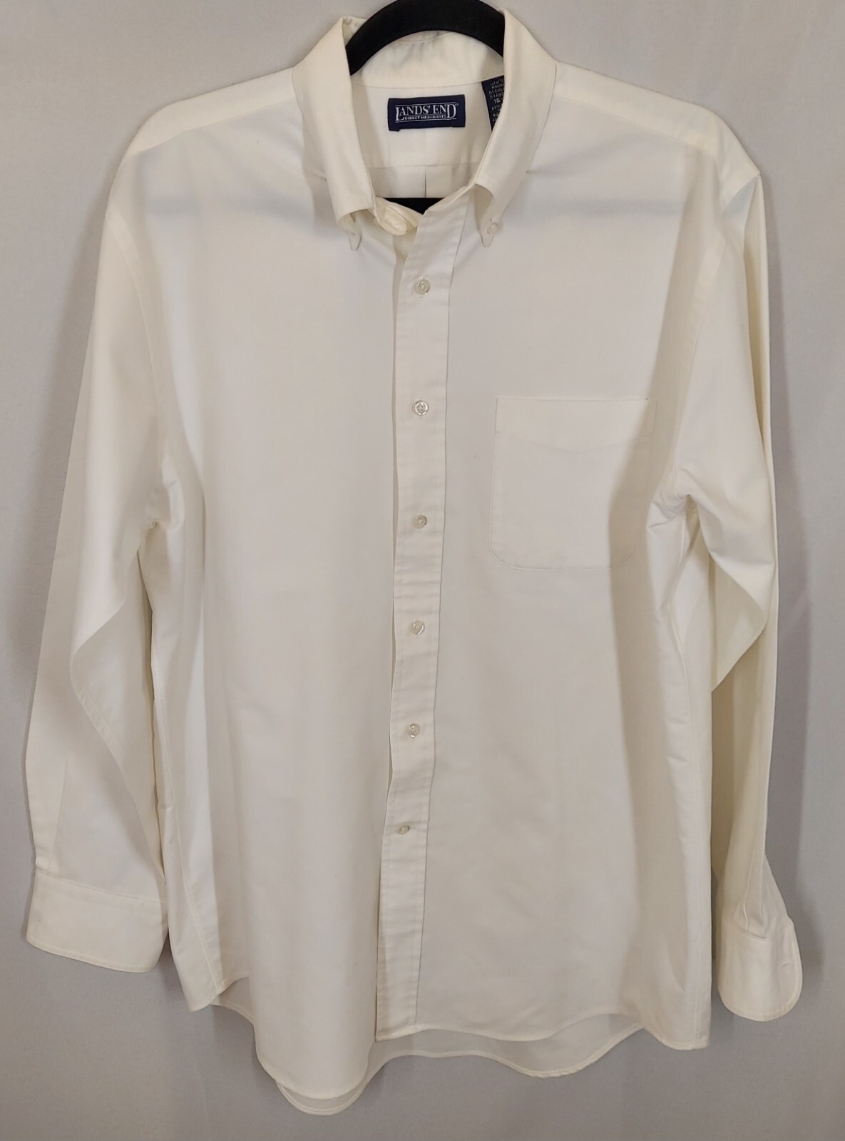 Lands End men L/s button up.Regular standard ivory 16 34 Cotton Poly Mm7