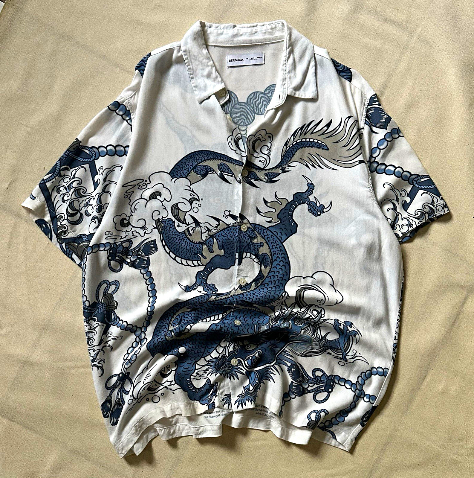 Bershka Ryujin Dragon Print Camp Collar Button Up Shirt Men’s Large White Blue