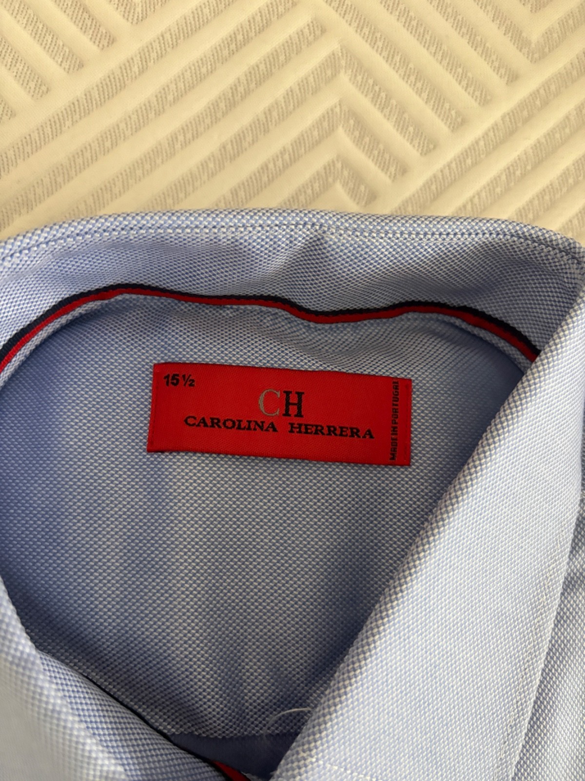 NEW CAROLINA HERRERA short sleeve shirt sizes 15 1/2 – 17 1/2 pink