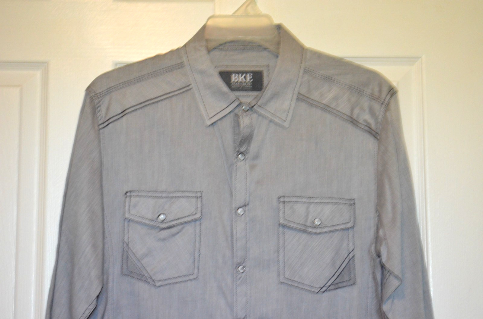 BKE Standard Fit Men’s Western Shirt Size Large Gray Snap Front